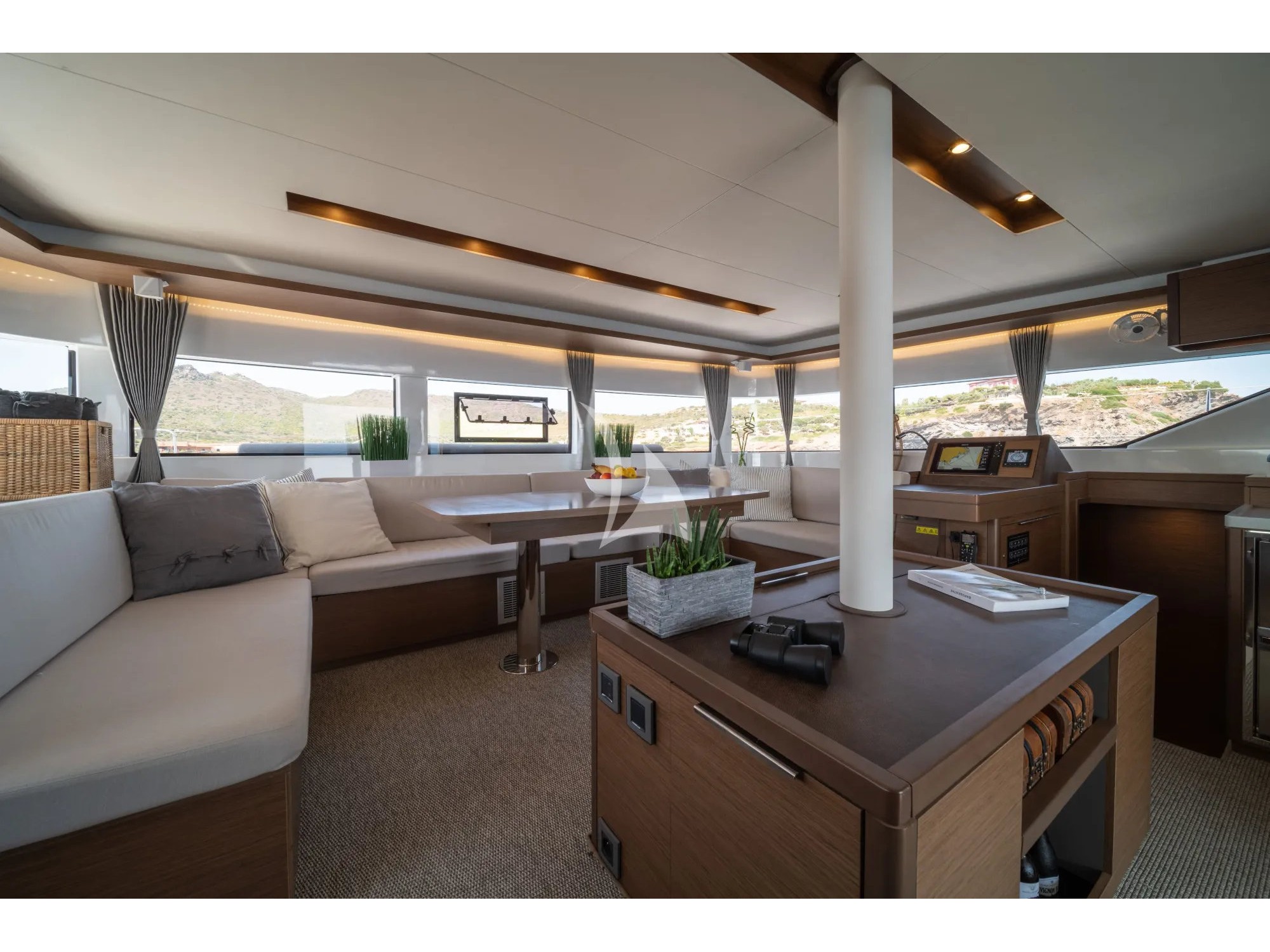 Lagoon 50 — photo 18