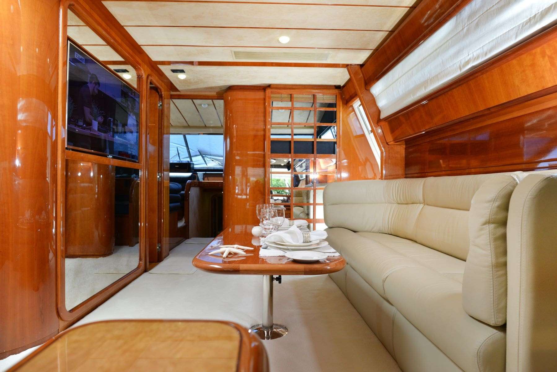 Ferretti 80 — photo 78