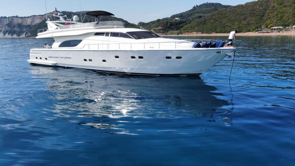 Ferretti 80 — photo 102