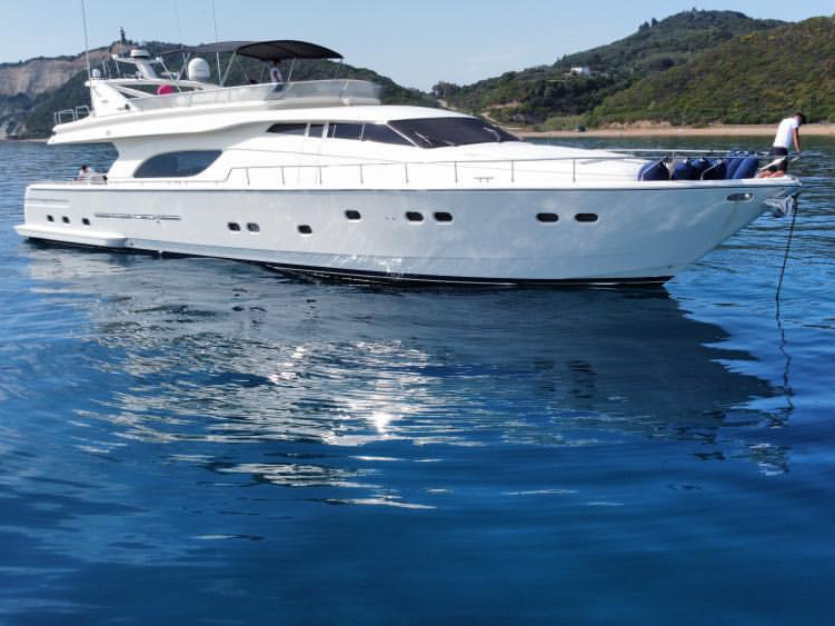 Ferretti 80 — photo 7