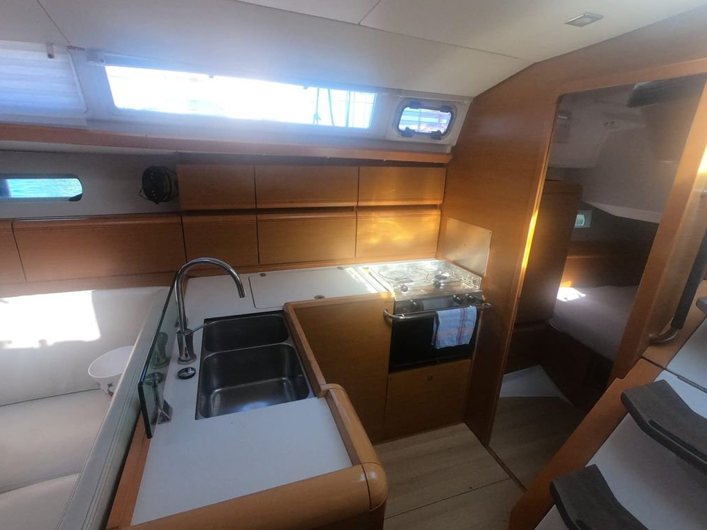Sun Odyssey 449 — photo 12