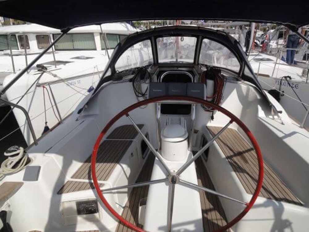 Sun Odyssey 36i — photo 14