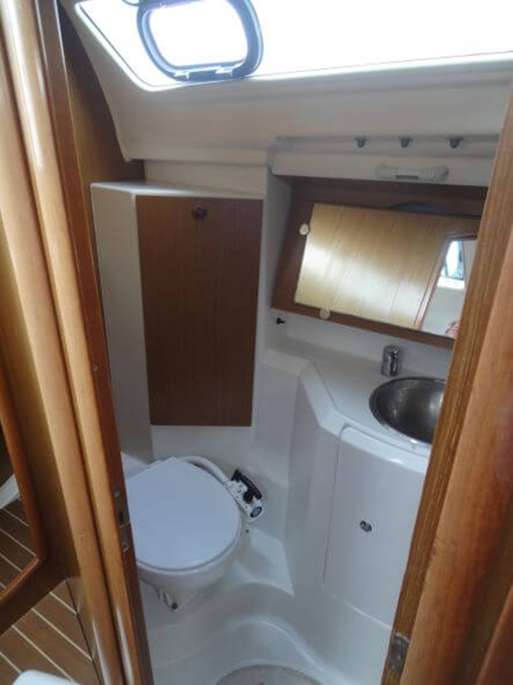 Sun Odyssey 36i — photo 11