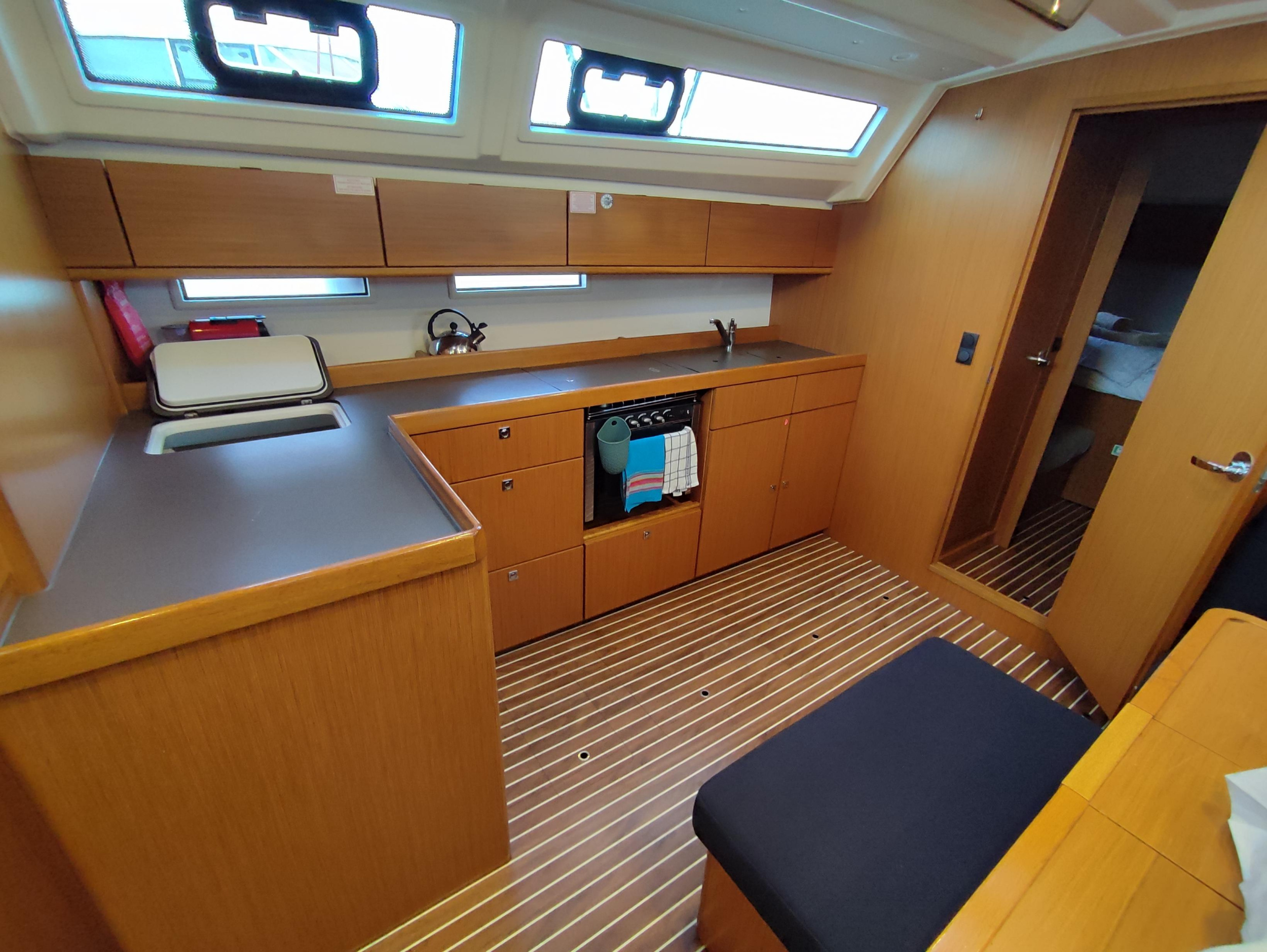 Bavaria Cruiser 46 — photo 9