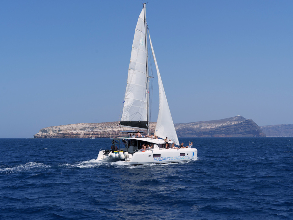 Lagoon 42 — photo 1