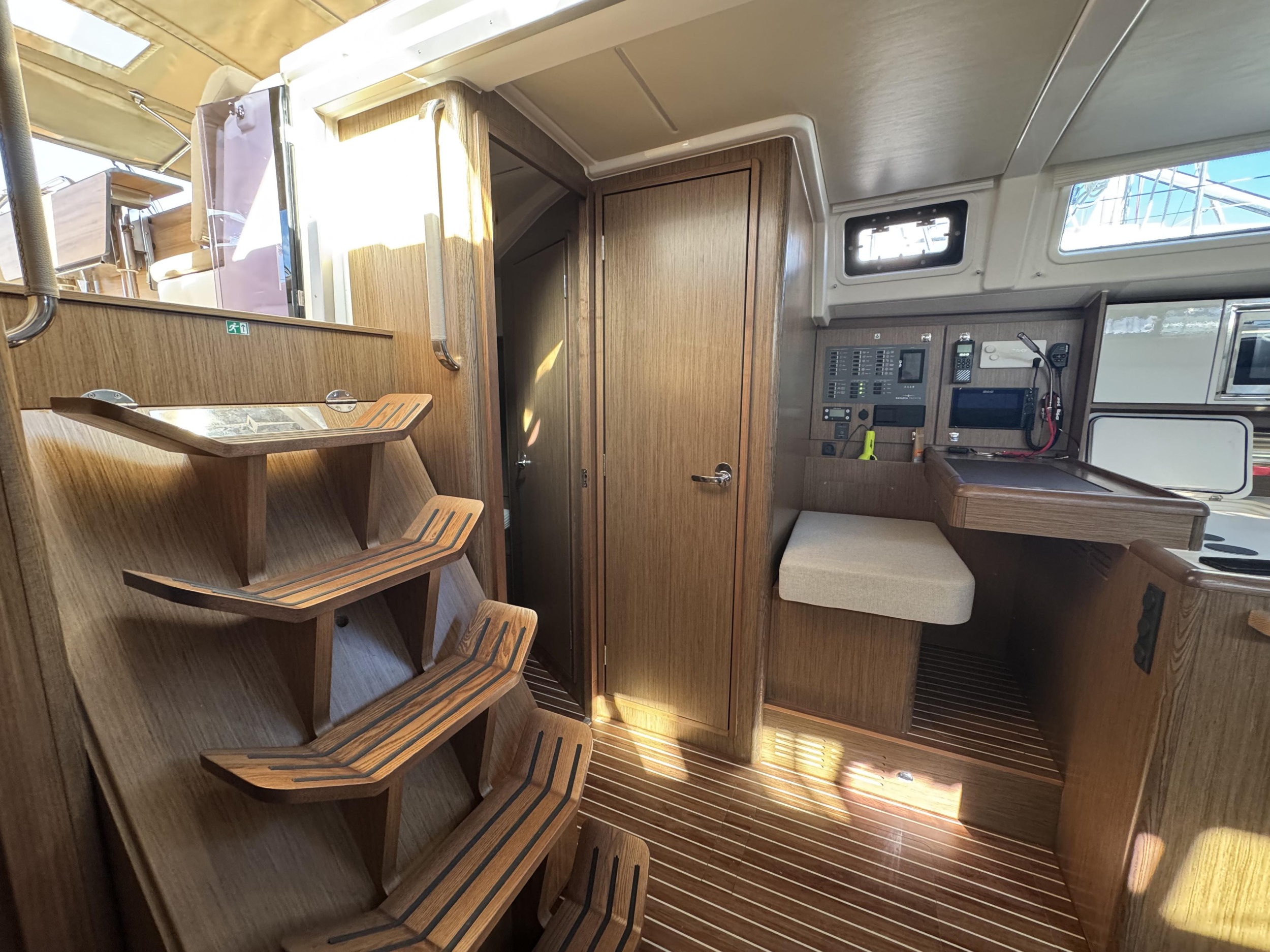 Bavaria 46 Cruiser — photo 18