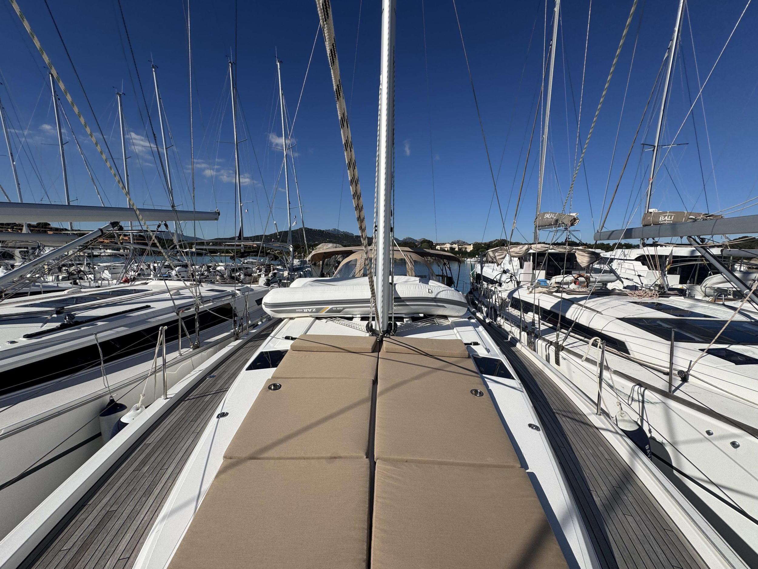 Bavaria 46 Cruiser — photo 11