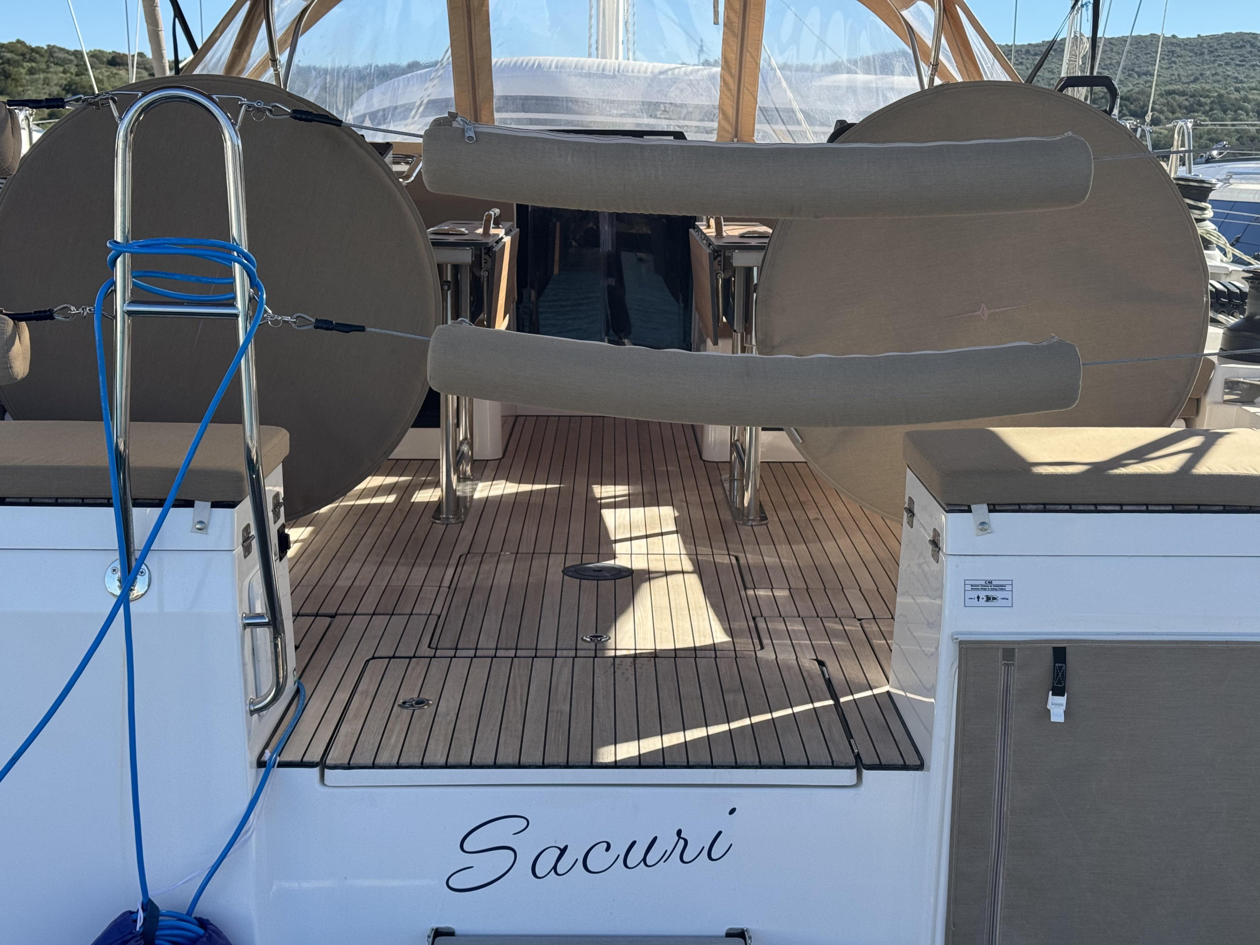 Bavaria 46 Cruiser — photo 13