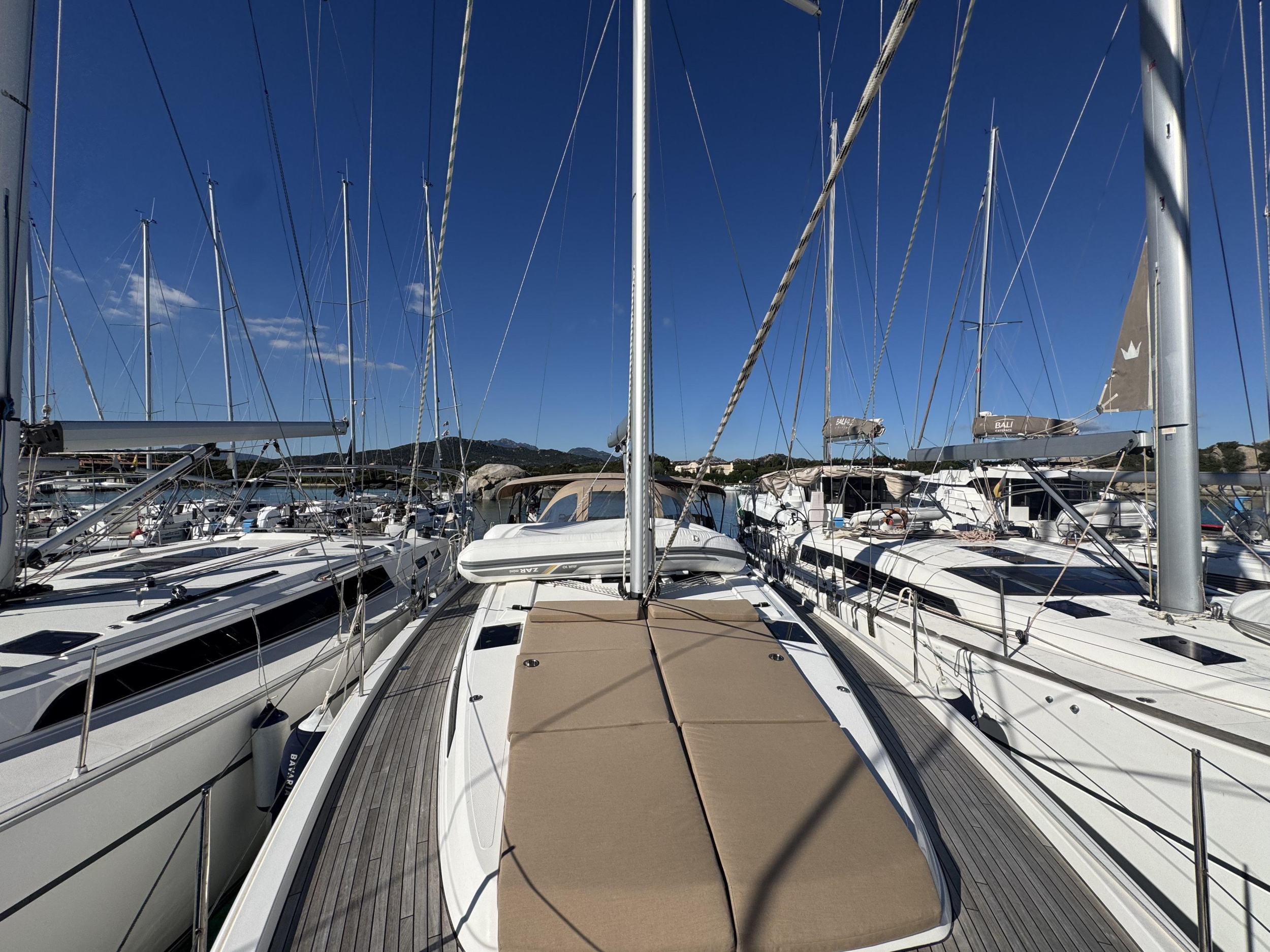 Bavaria 46 Cruiser — photo 17