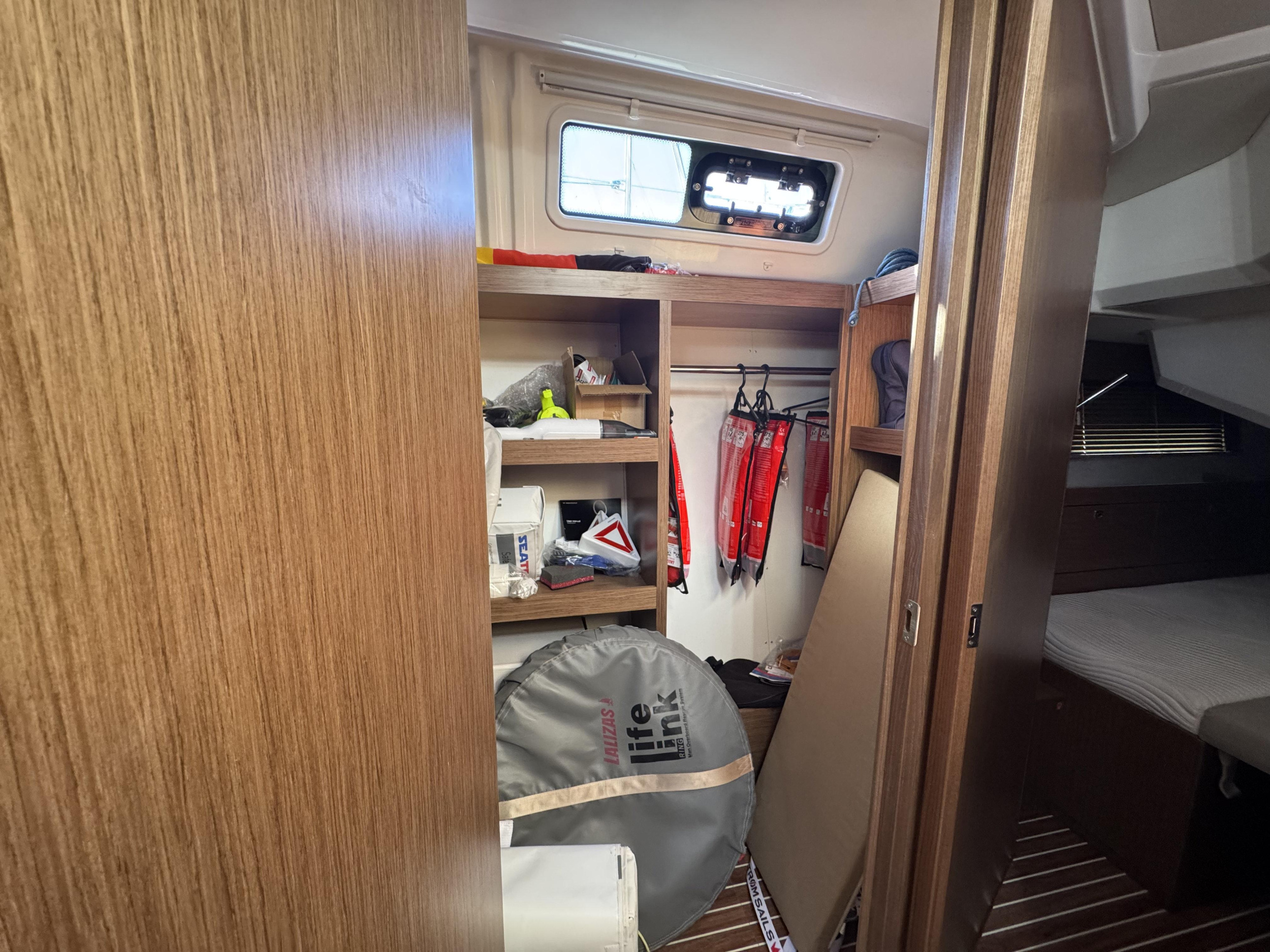 Bavaria 46 Cruiser — photo 12