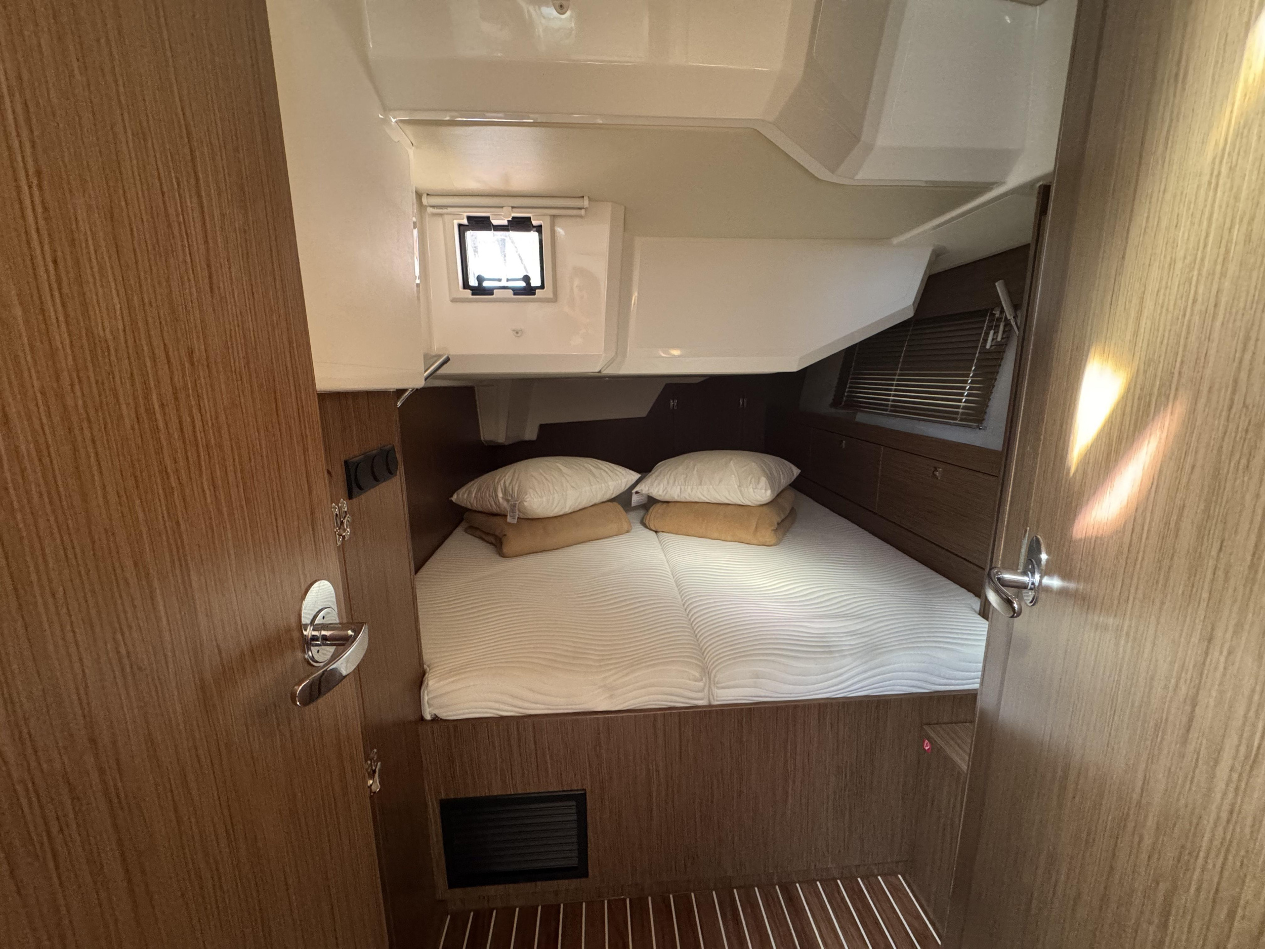 Bavaria 46 Cruiser — photo 8