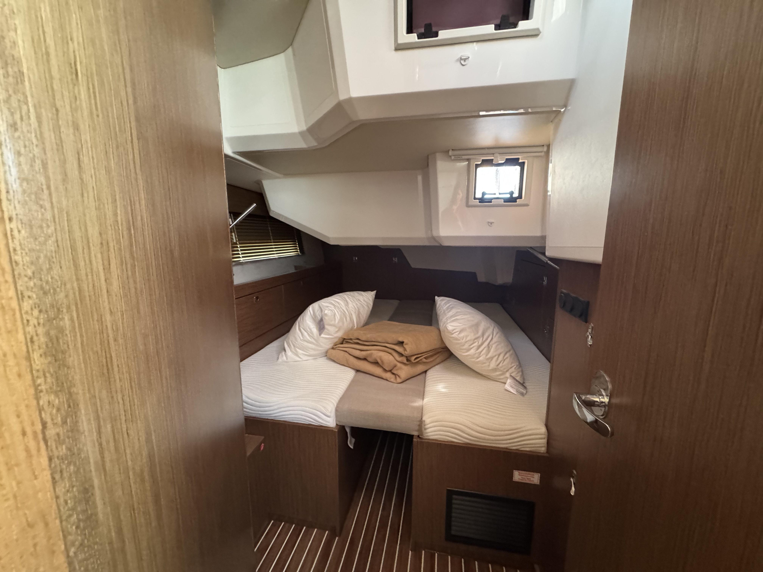 Bavaria 46 Cruiser — photo 6