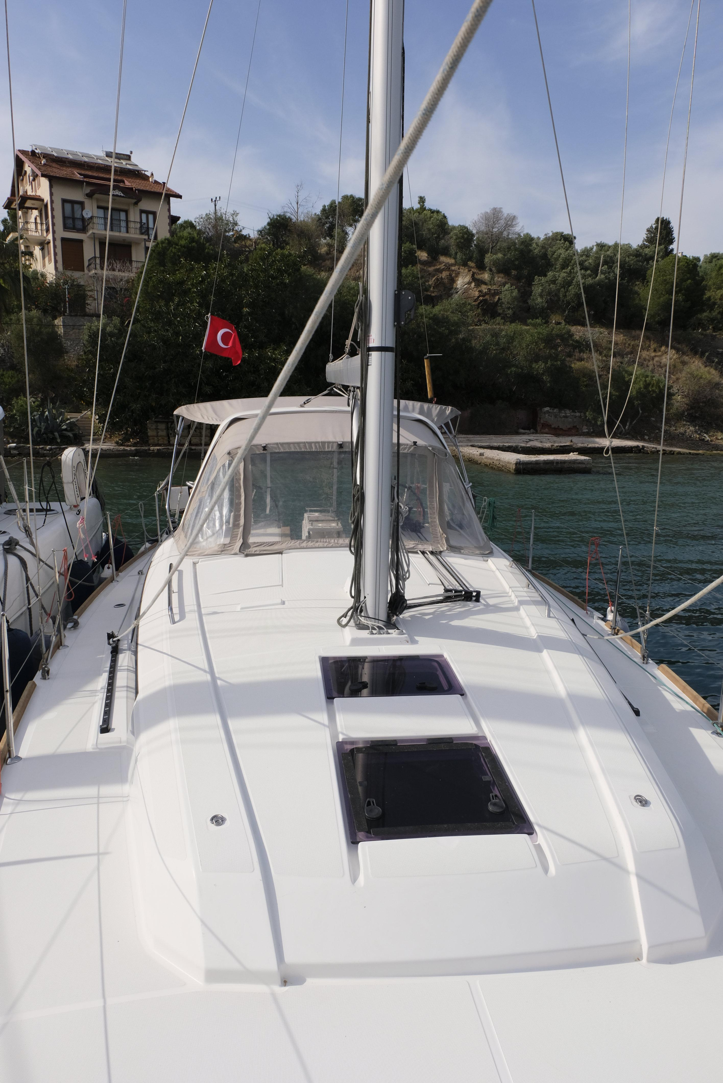 Oceanis 38.1 — photo 15
