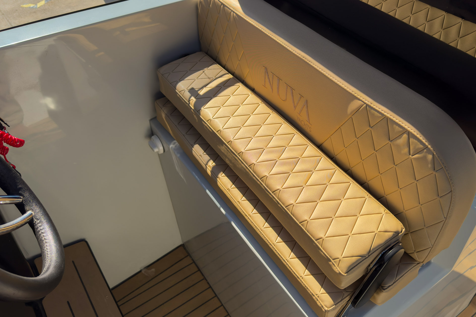 Nuva M11 Cabin — photo 5