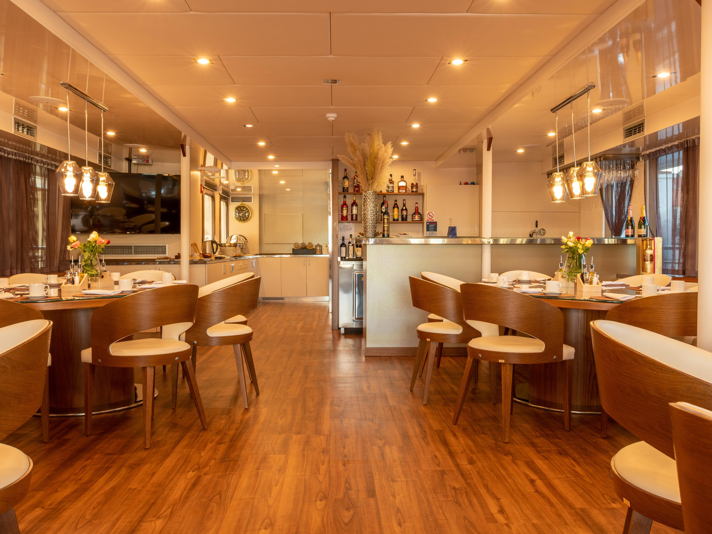 Motoryacht Yolo — photo 48