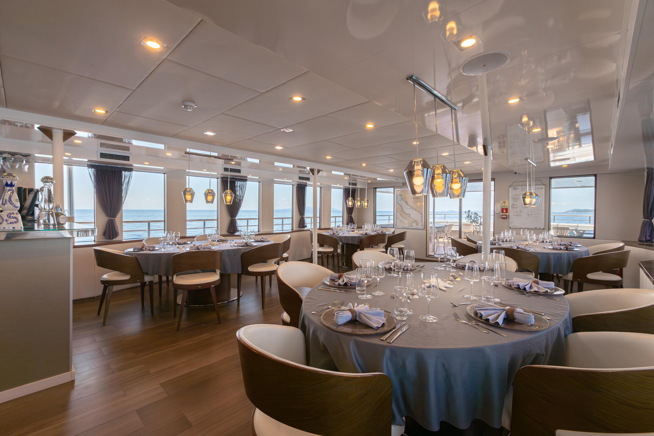 Motoryacht Yolo — photo 14