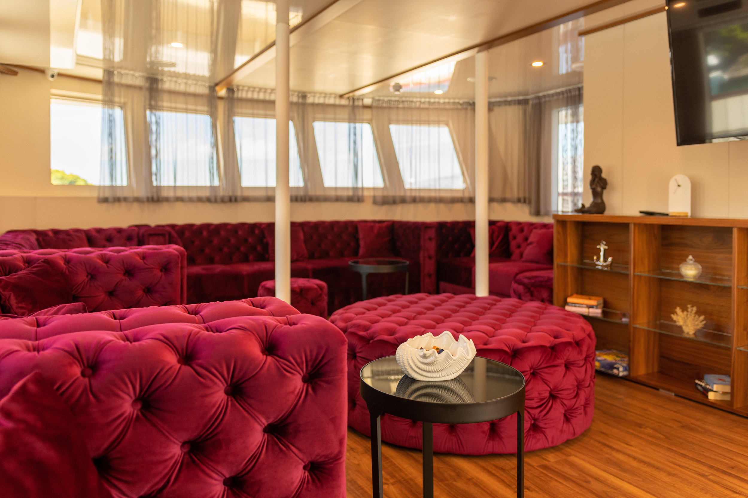 Motoryacht Yolo — photo 49