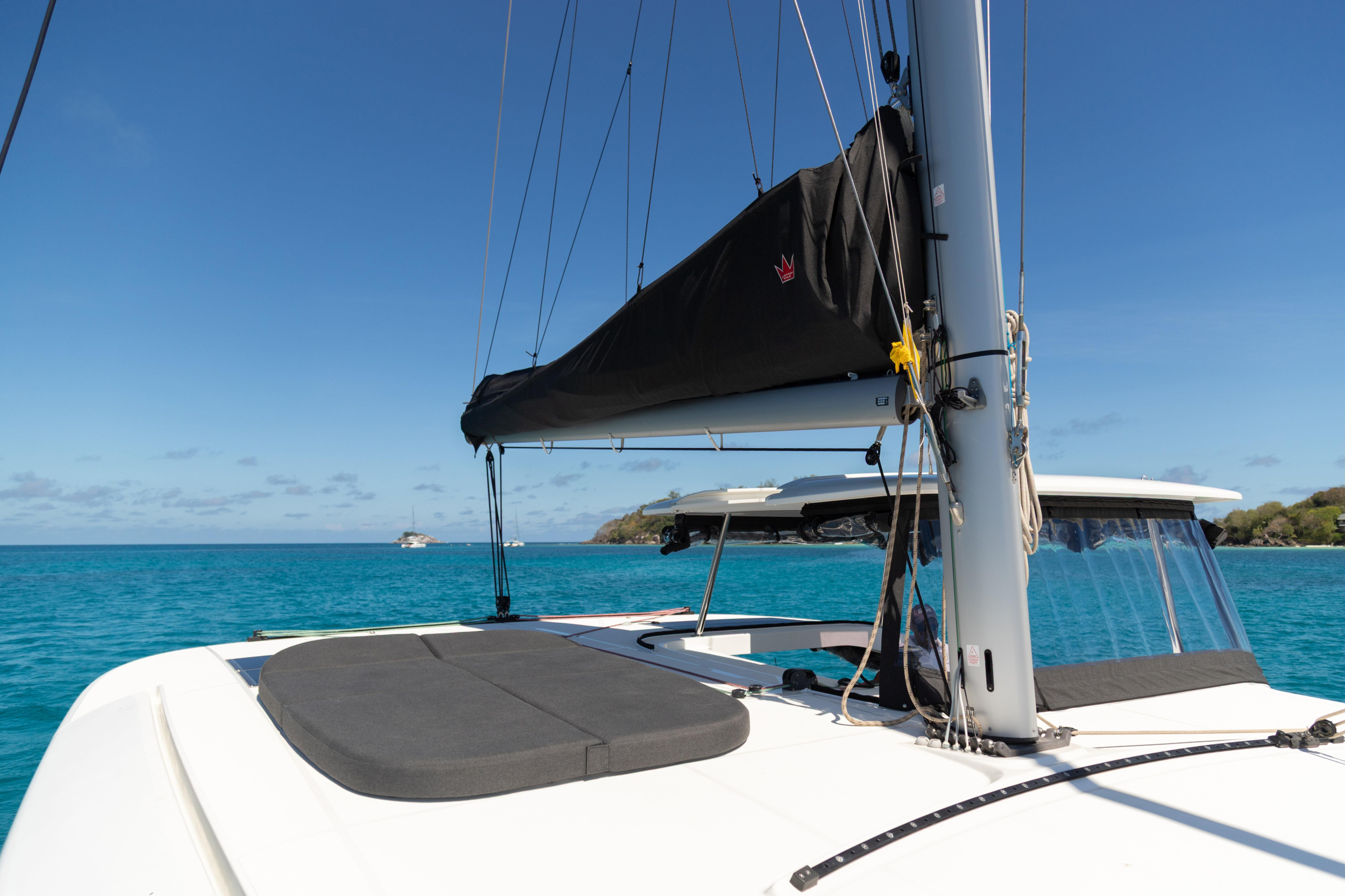 Lagoon 42 — photo 33
