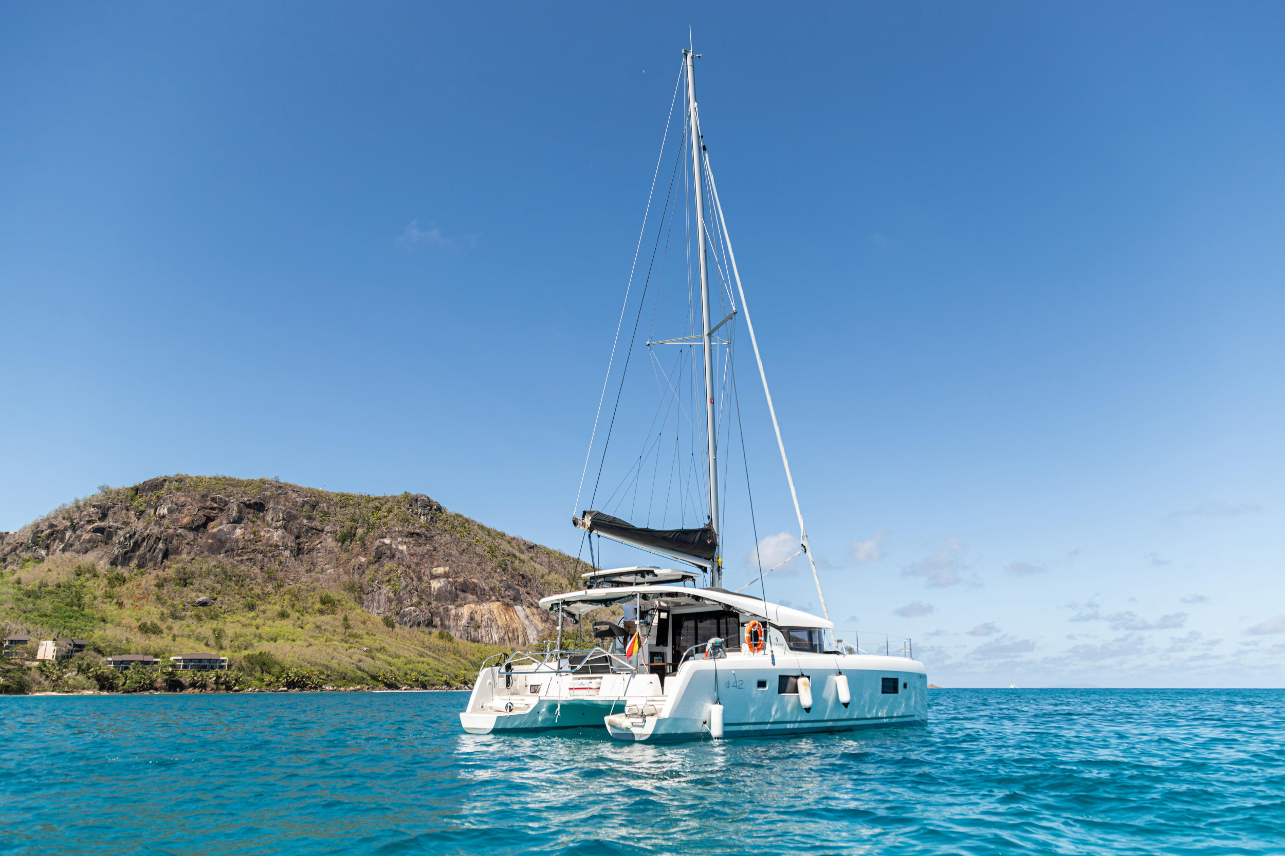 Lagoon 42 — photo 16