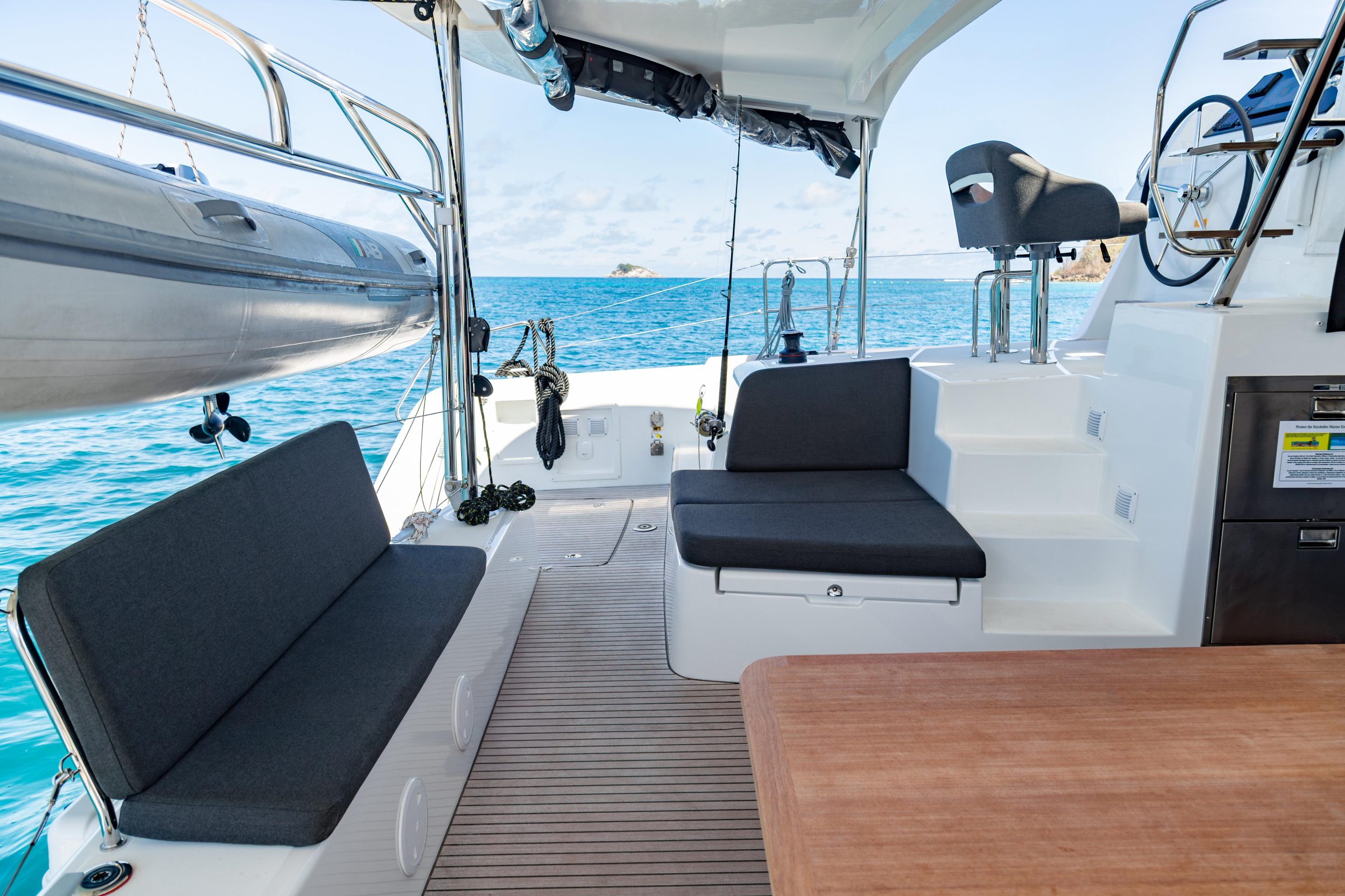 Lagoon 42 — photo 18
