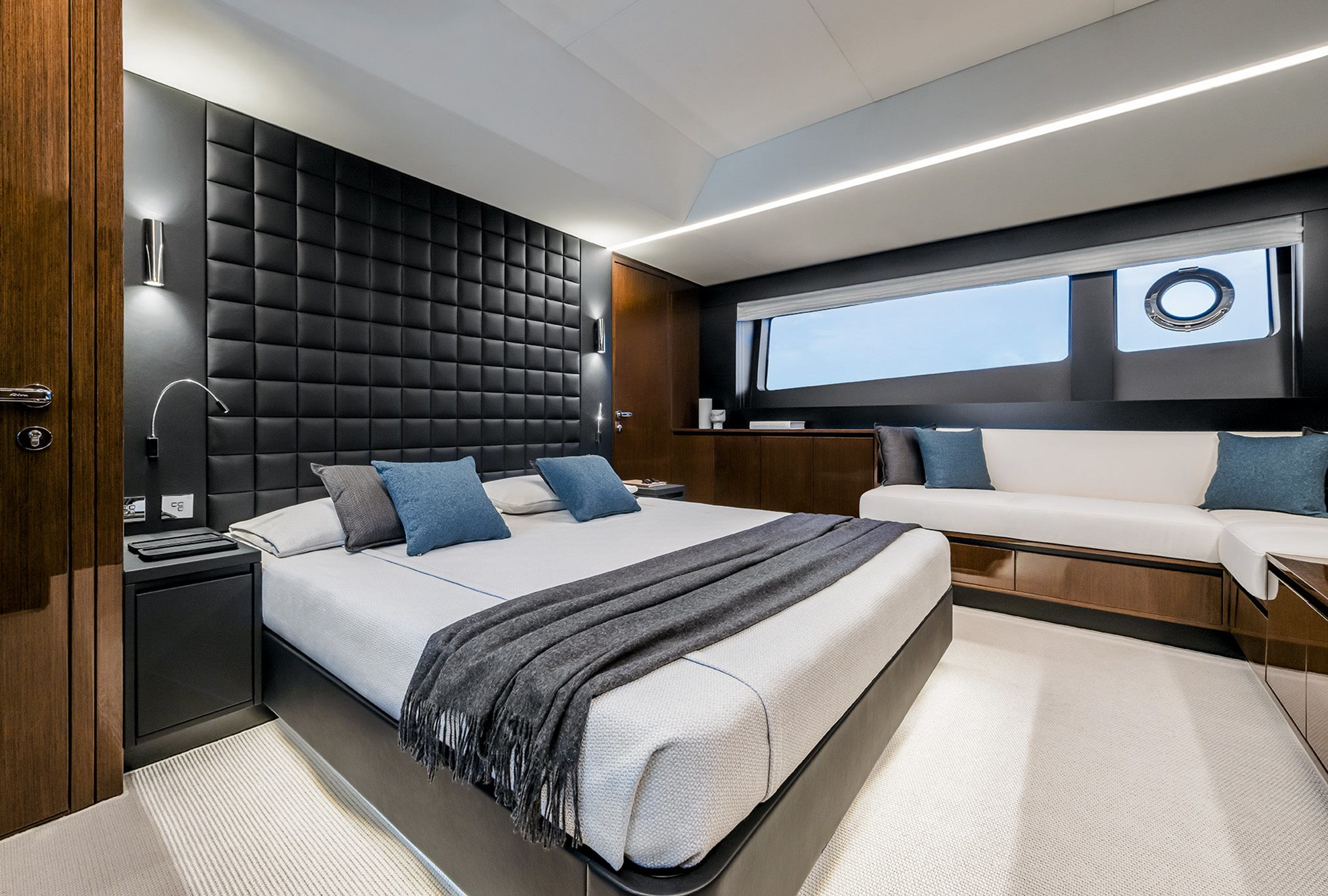 Riva 82 Diva — photo 21