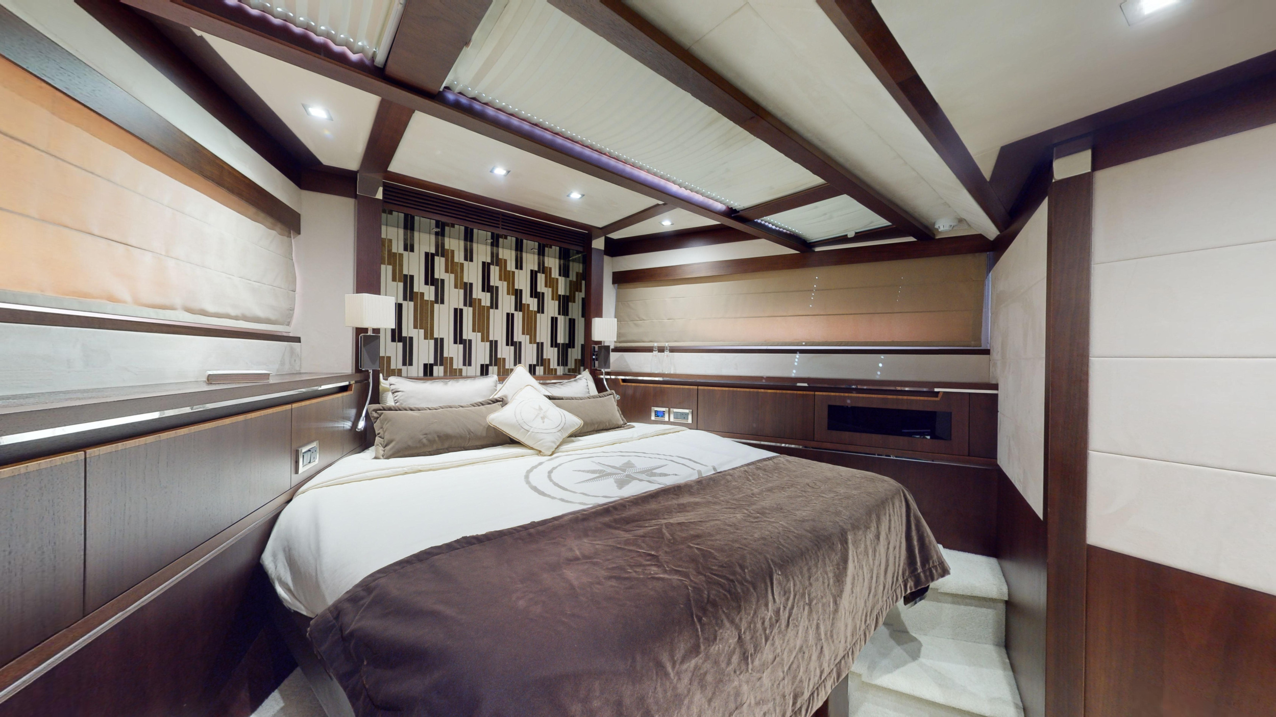 Galeon 780 — photo 11