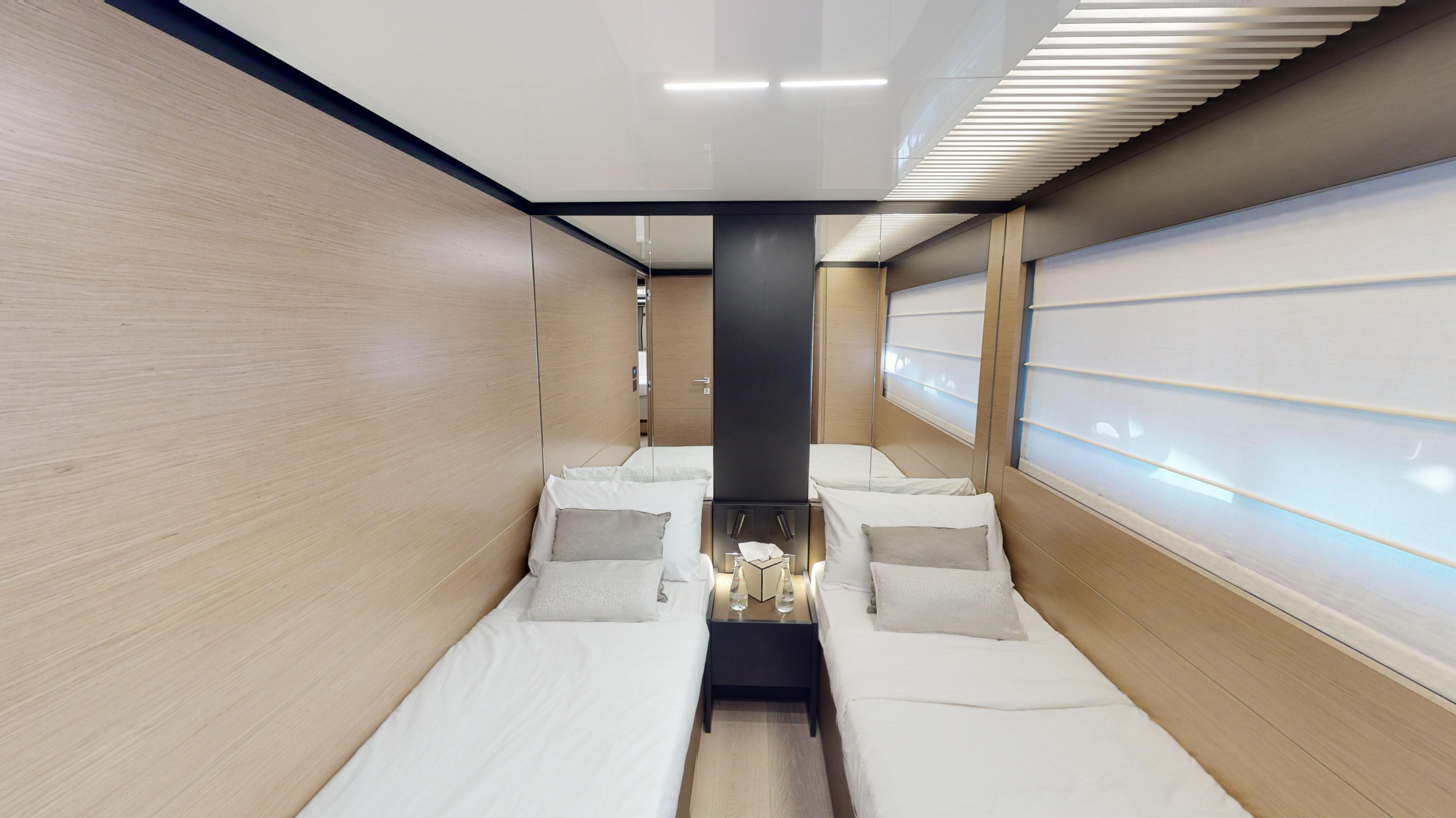 Ferretti 780 — photo 17