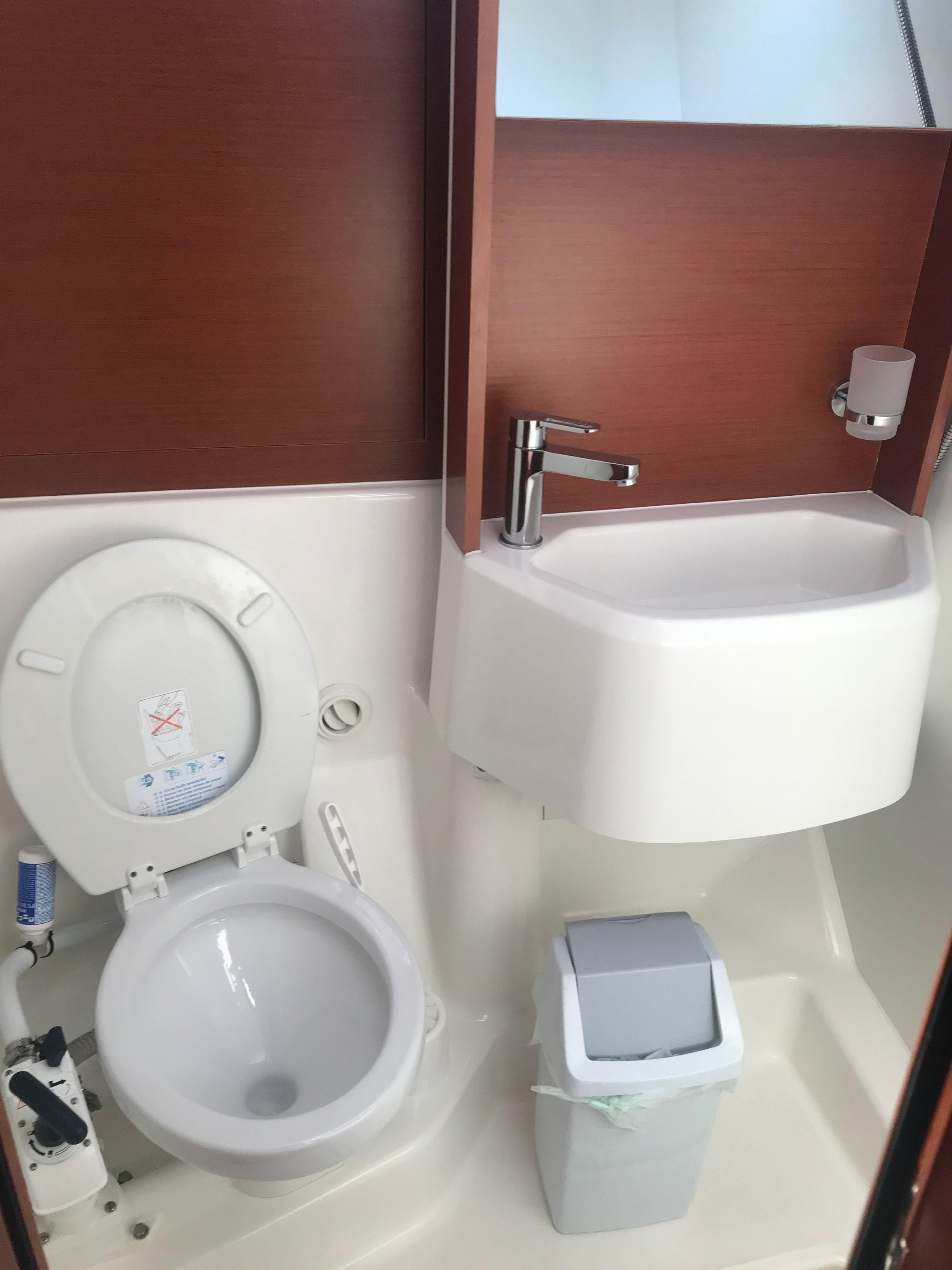 Oceanis 51.1 — photo 6