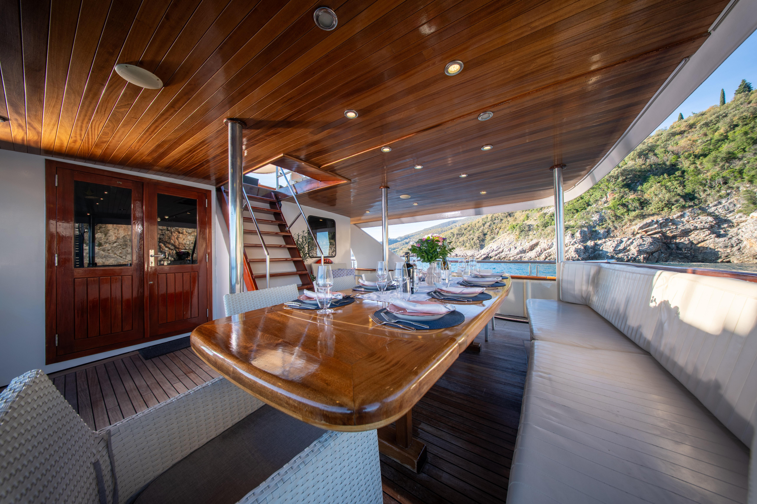Motoryacht Korab — photo 20