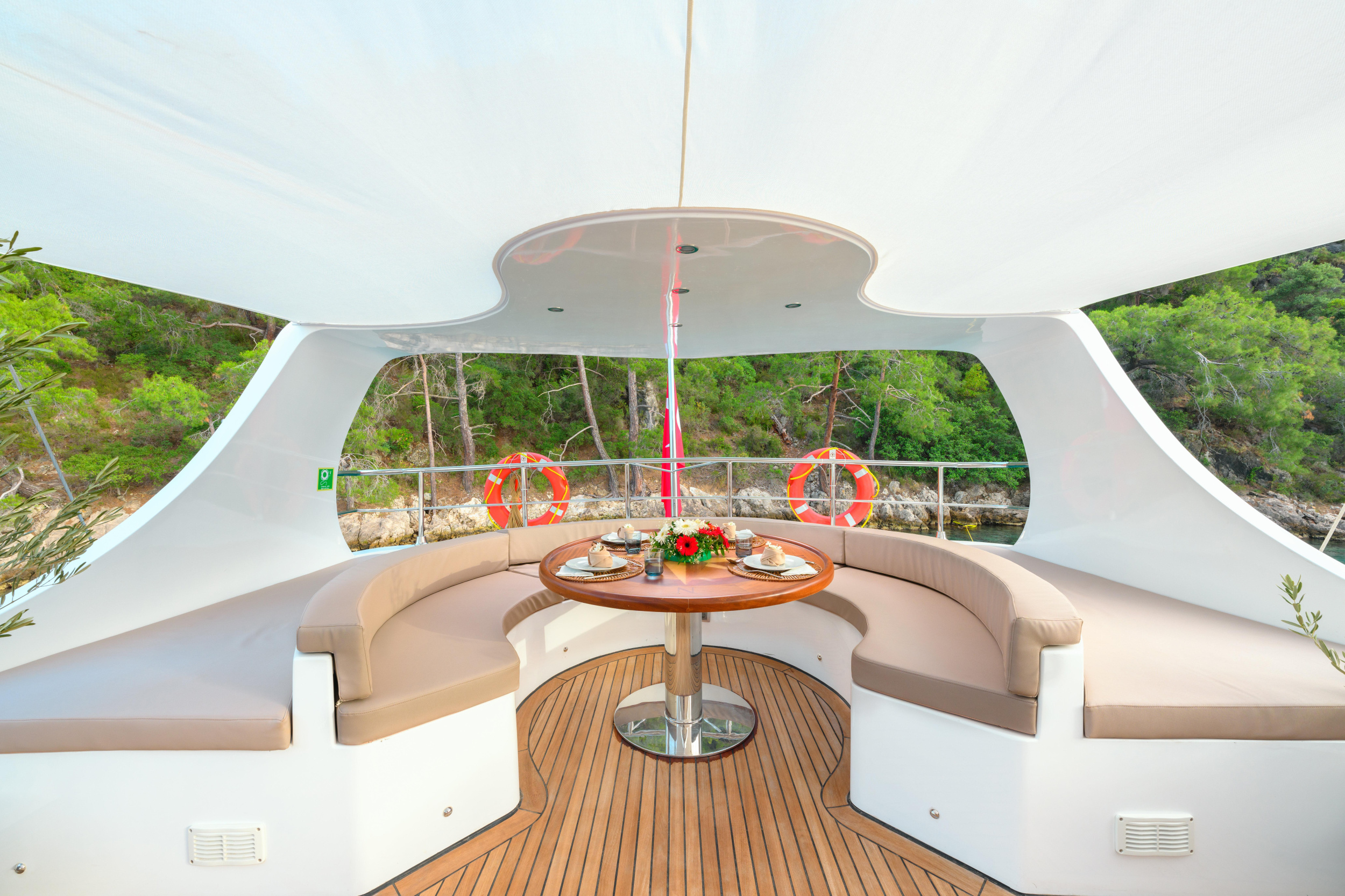 Motoryacht Belgin Sultan — photo 40
