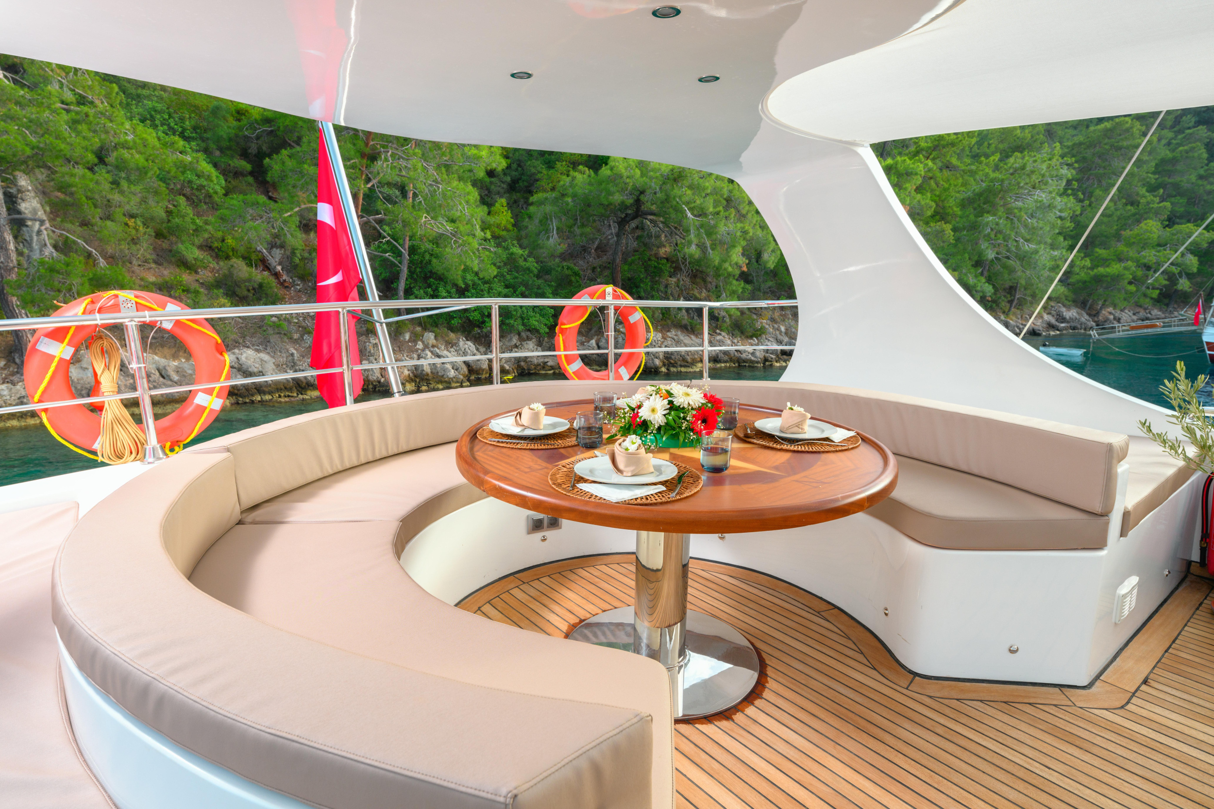 Motoryacht Belgin Sultan — photo 3