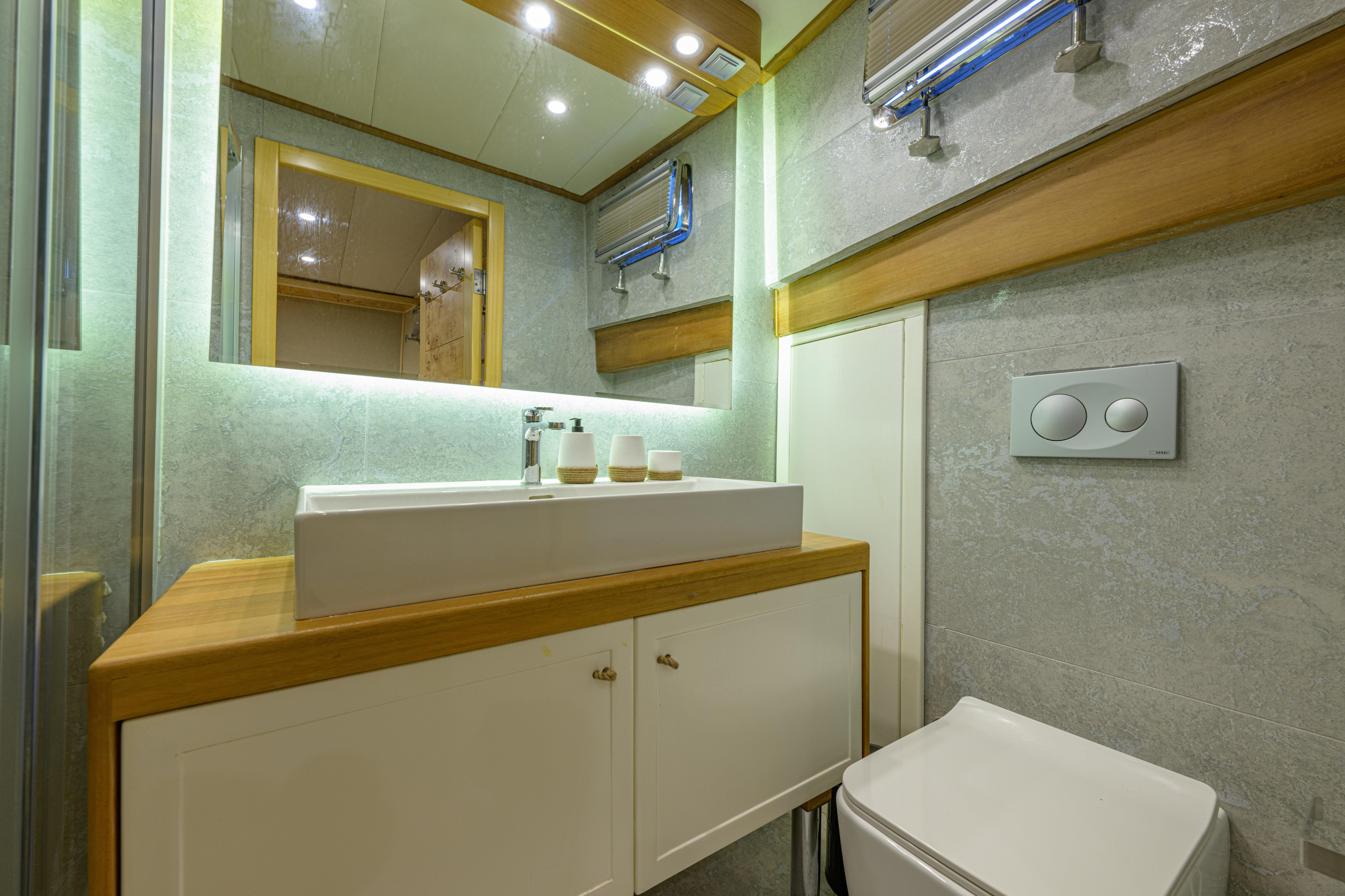 Motoryacht Belgin Sultan — photo 6