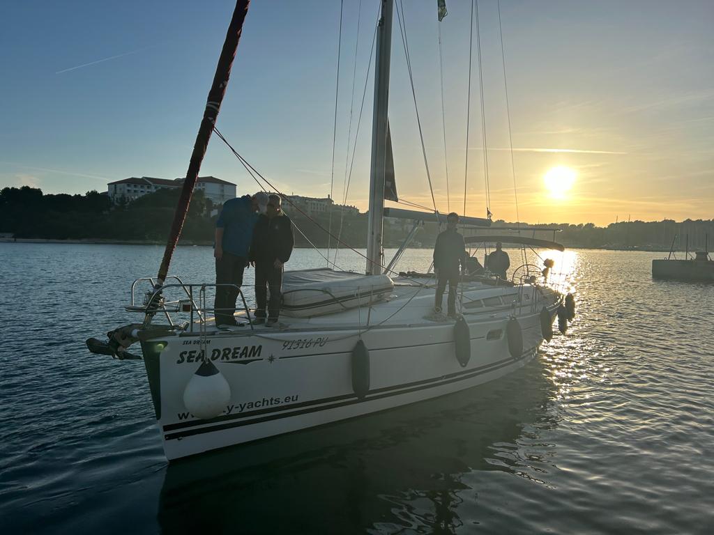 Sun Odyssey 45 — photo 7