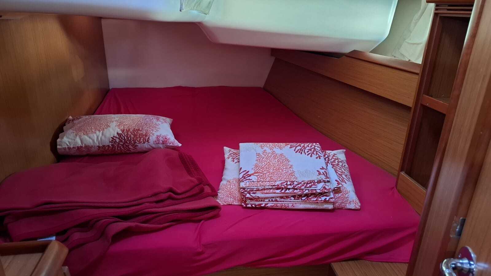 Sun Odyssey 45 — photo 4
