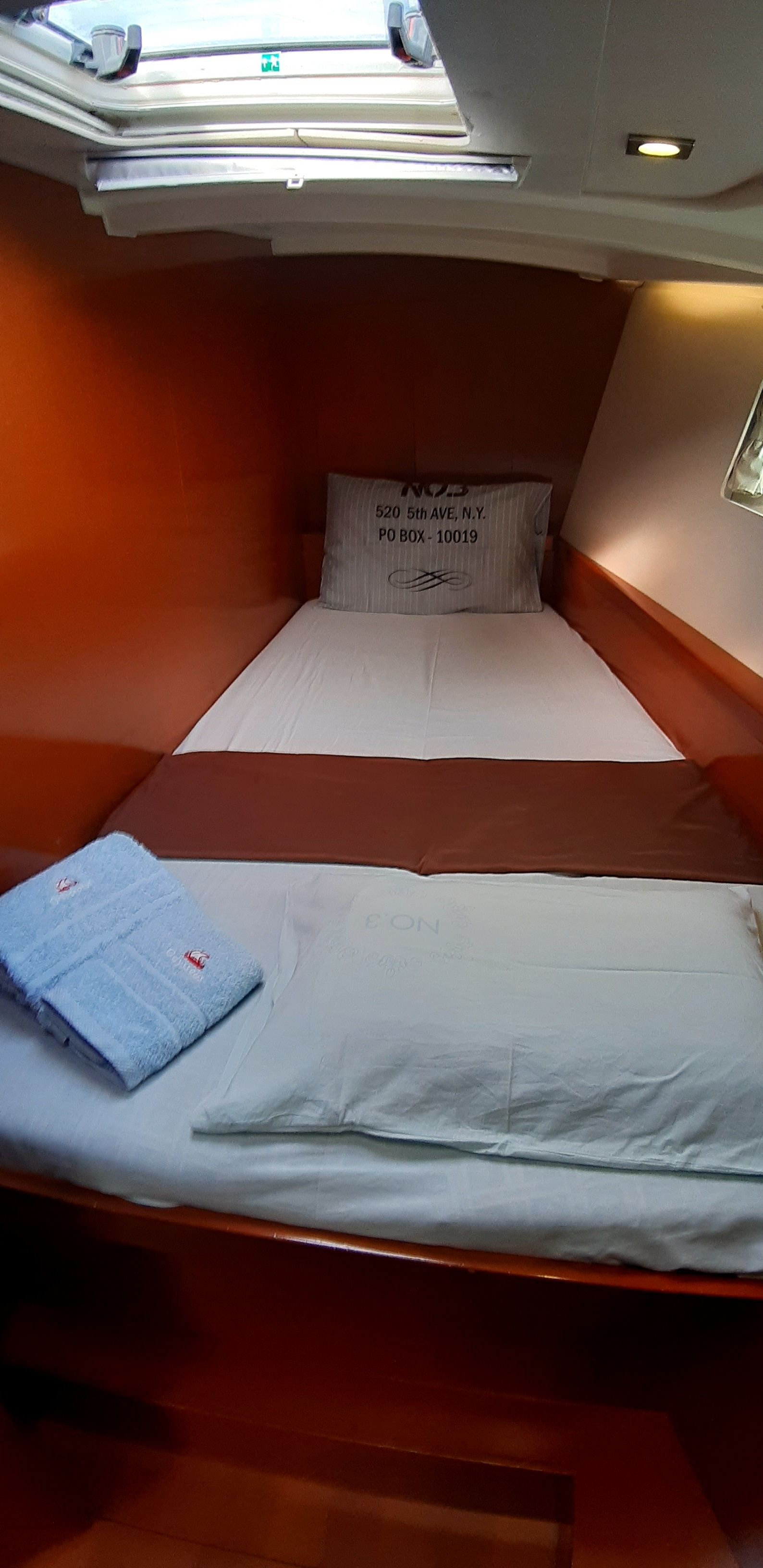 Oceanis 45 — photo 14