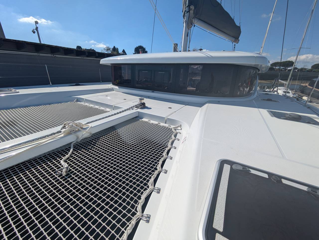 Lagoon 42 — photo 3
