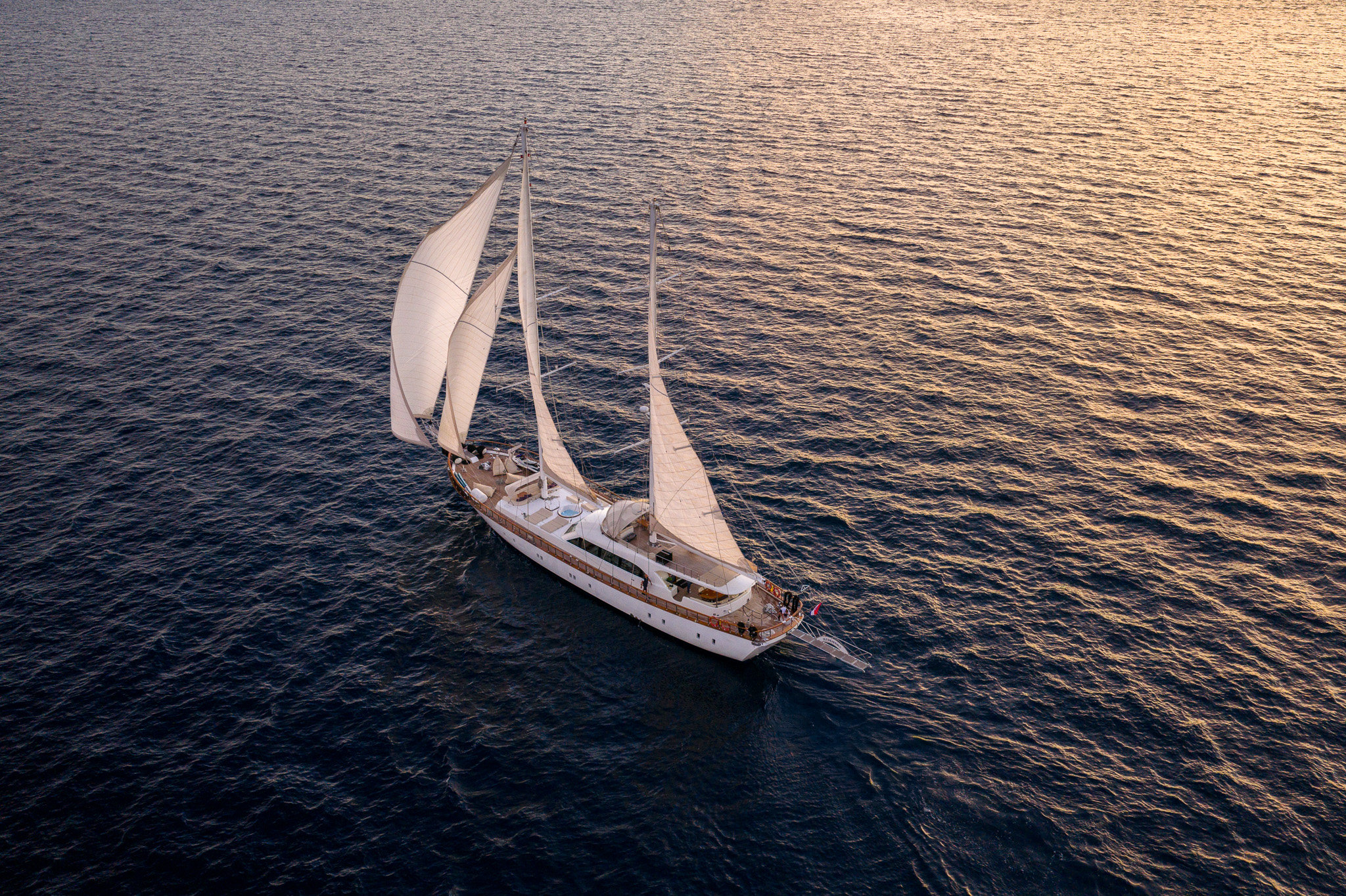 Luxury Sailing Yacht — photo 31