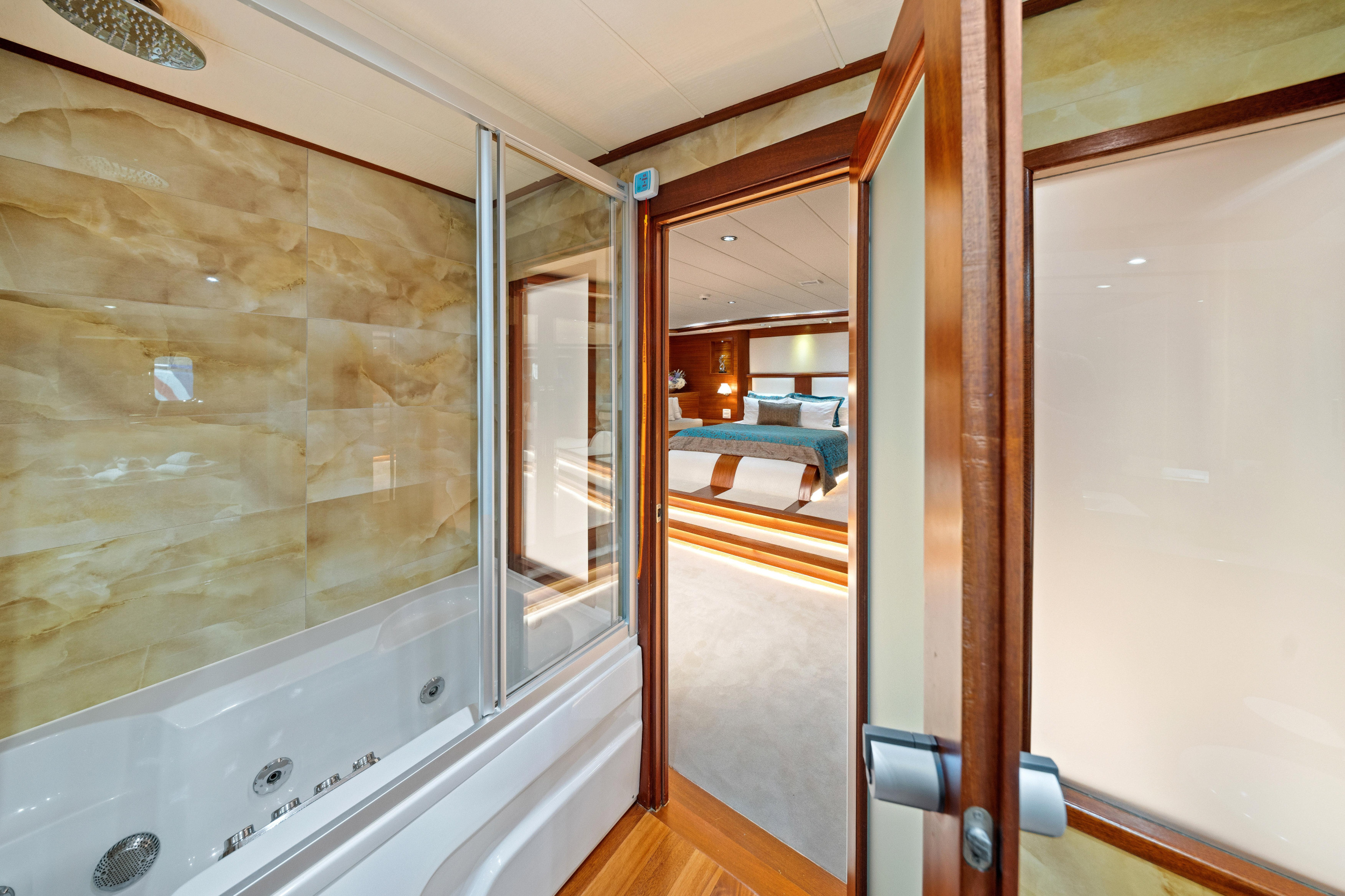 Luxury Sailing Yacht — photo 54