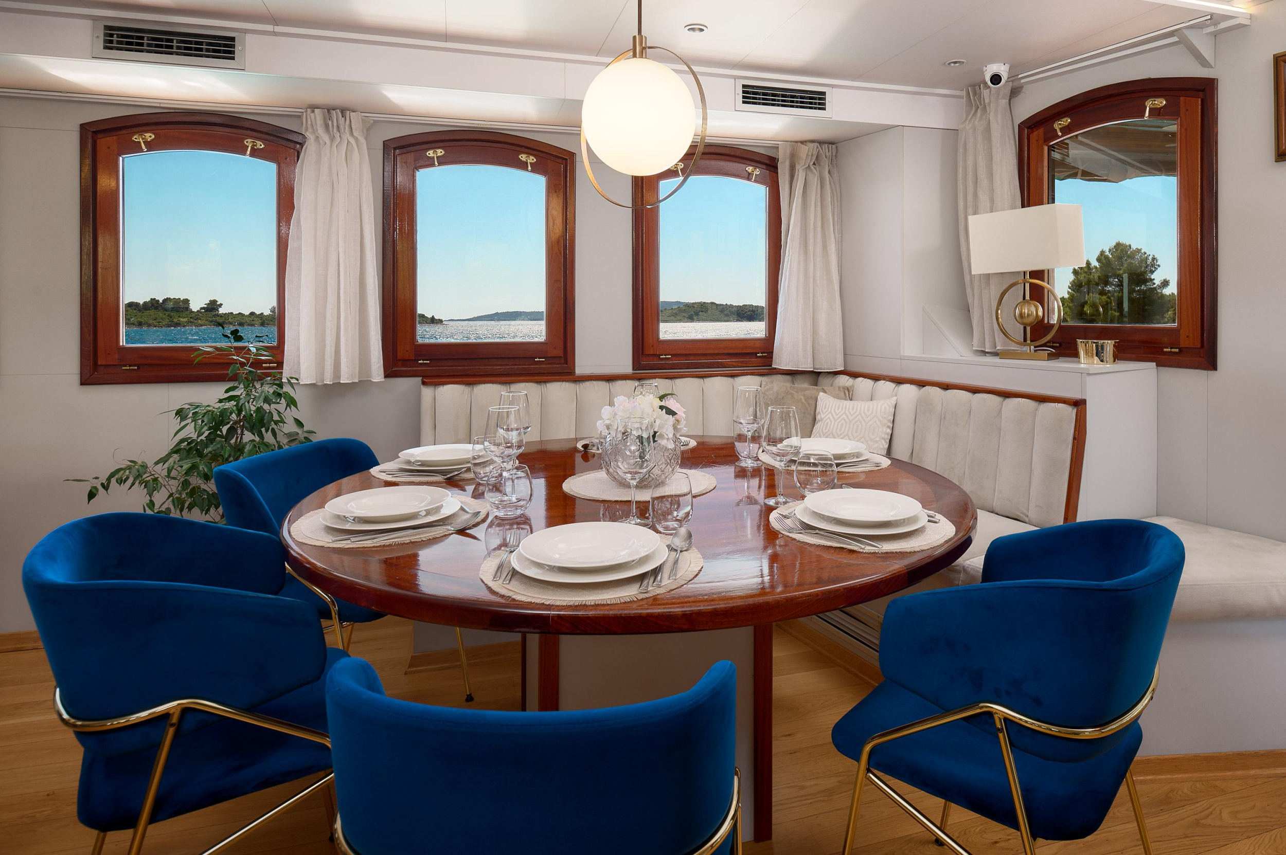 Motoryacht Belleza — photo 46