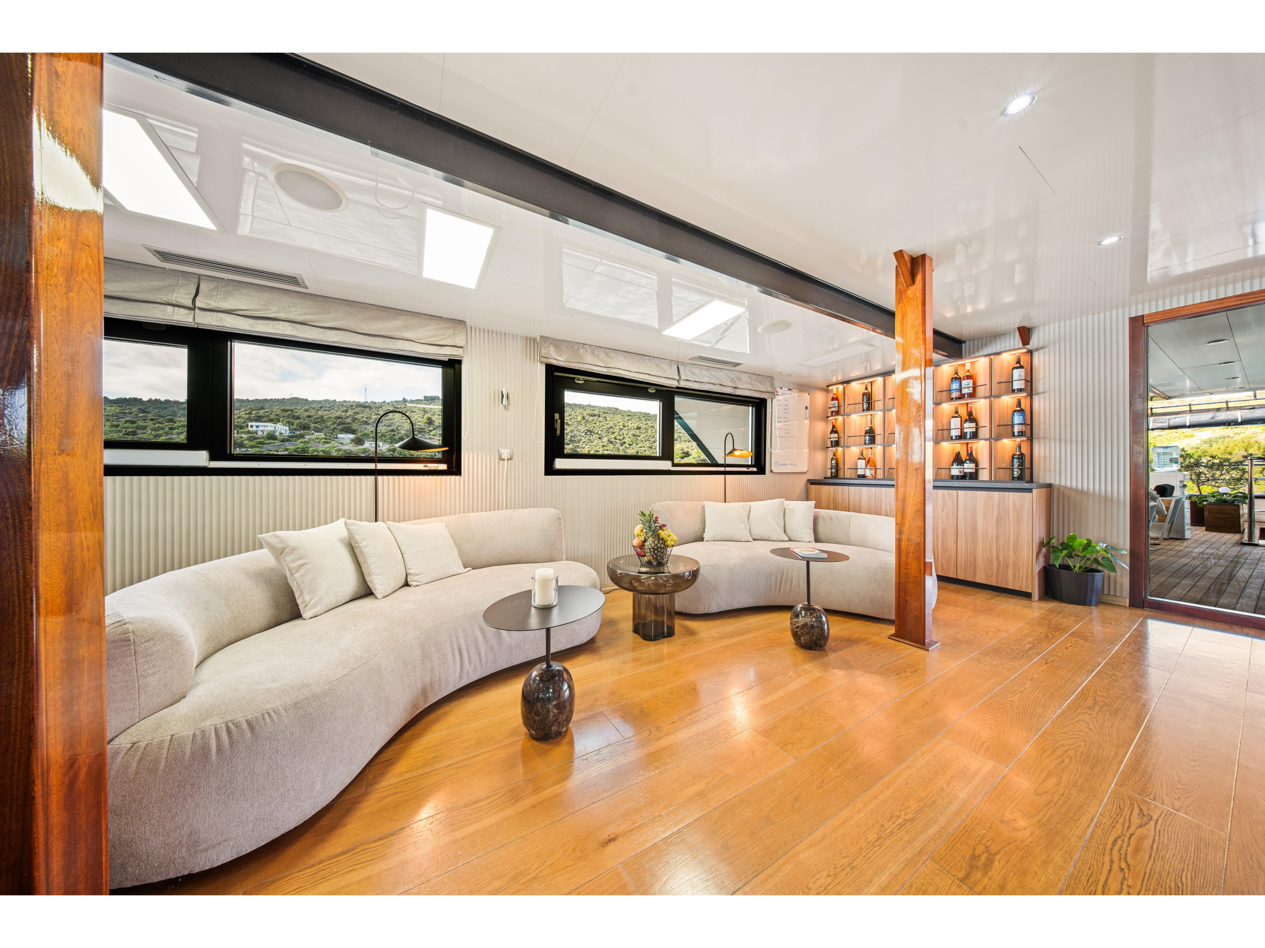 Motoryacht Karizma — photo 25