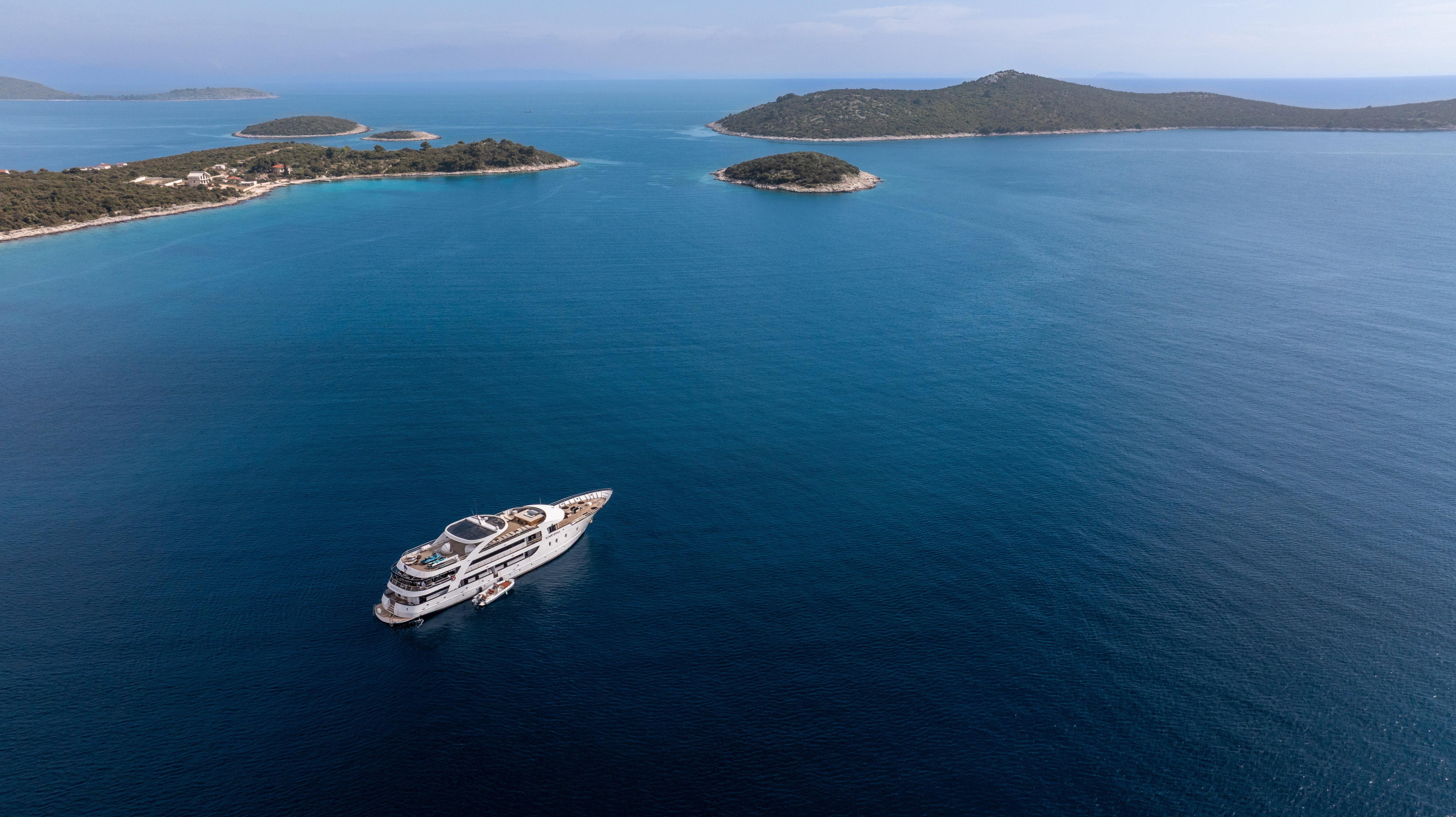 Motoryacht Karizma — photo 37