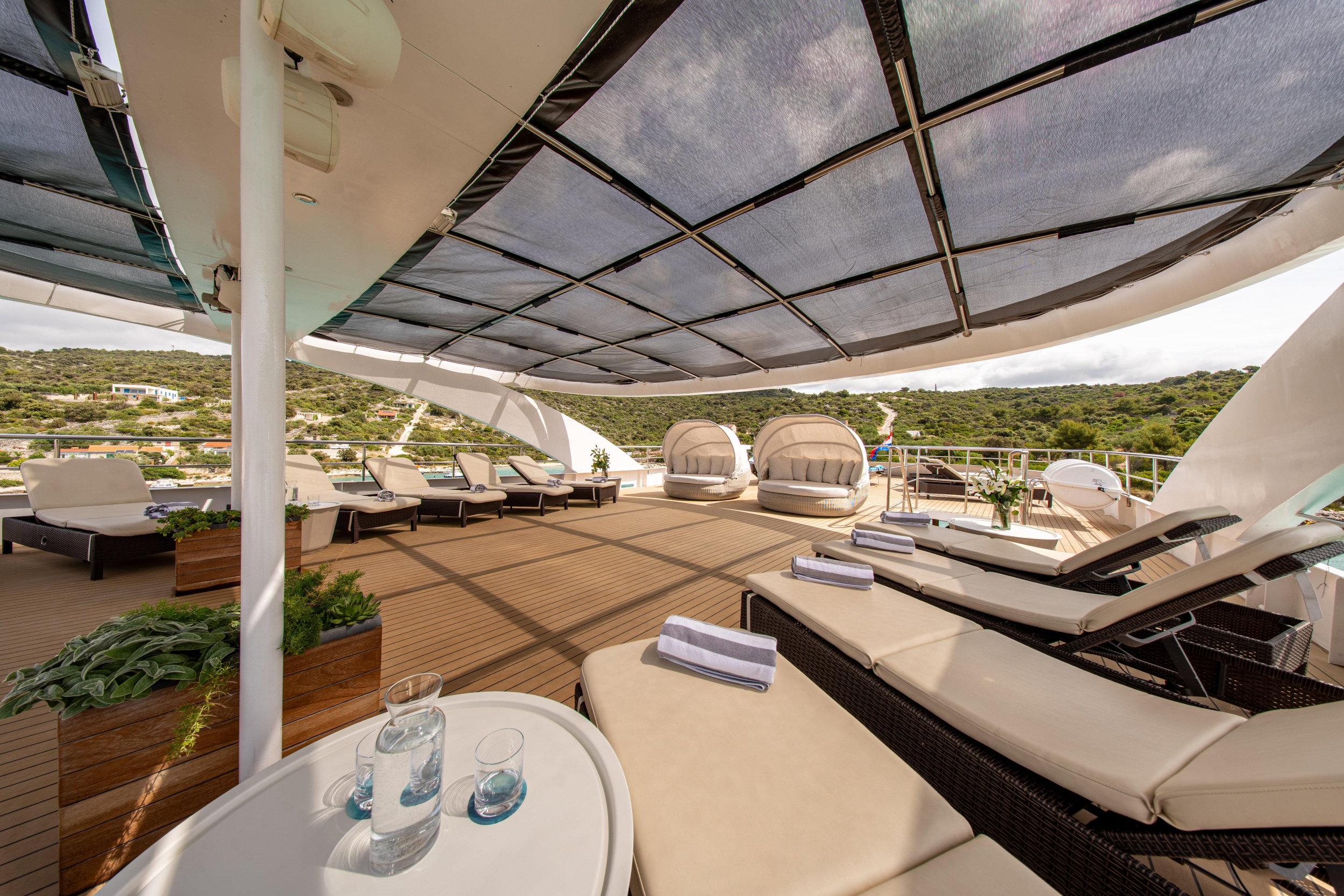 Motoryacht Karizma — photo 28