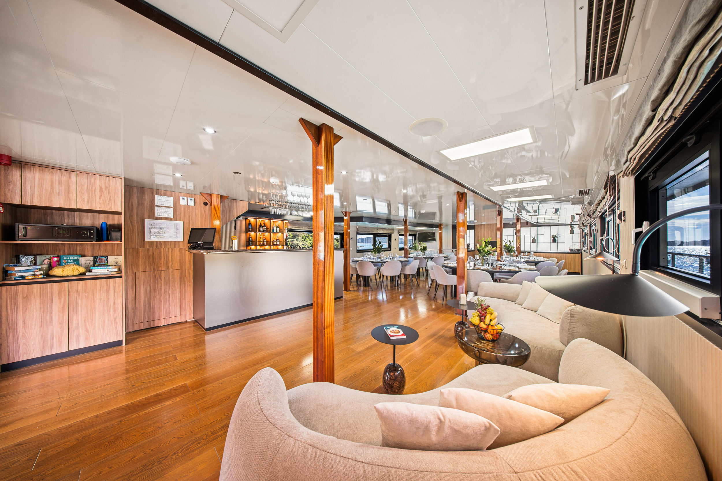 Motoryacht Karizma — photo 41