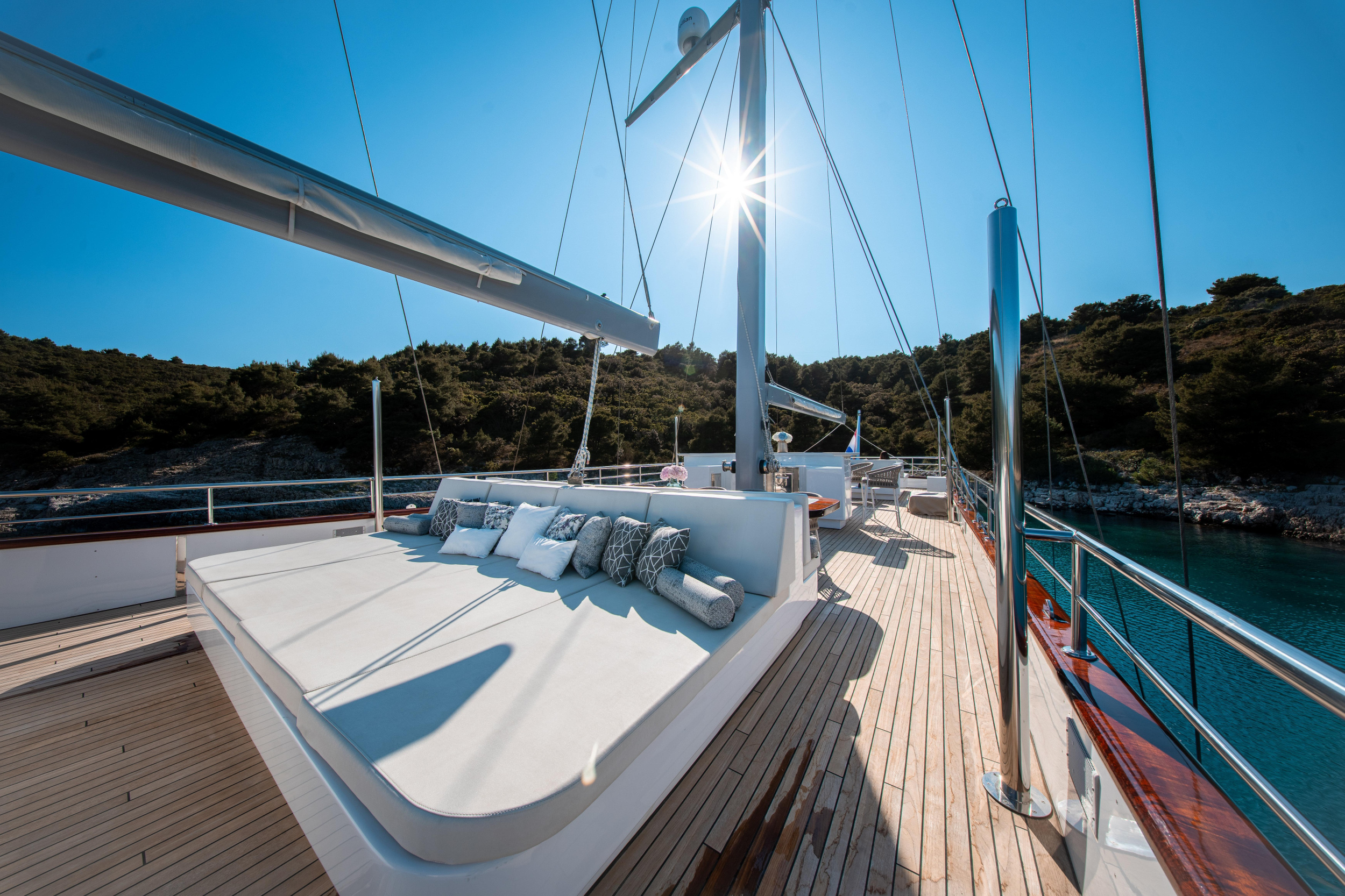 Luxury Sailing Yacht — photo 23