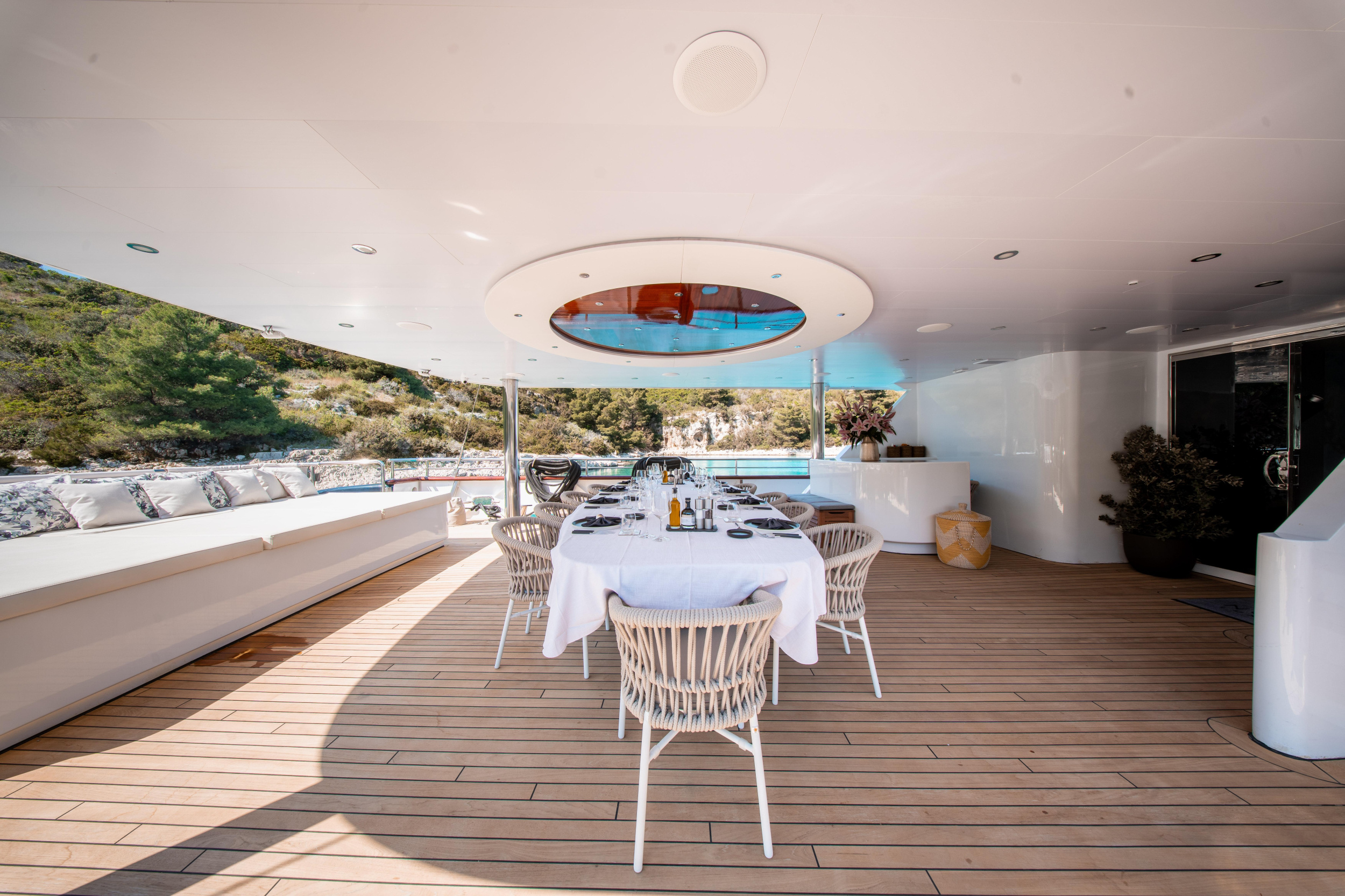 Luxury Sailing Yacht — photo 44