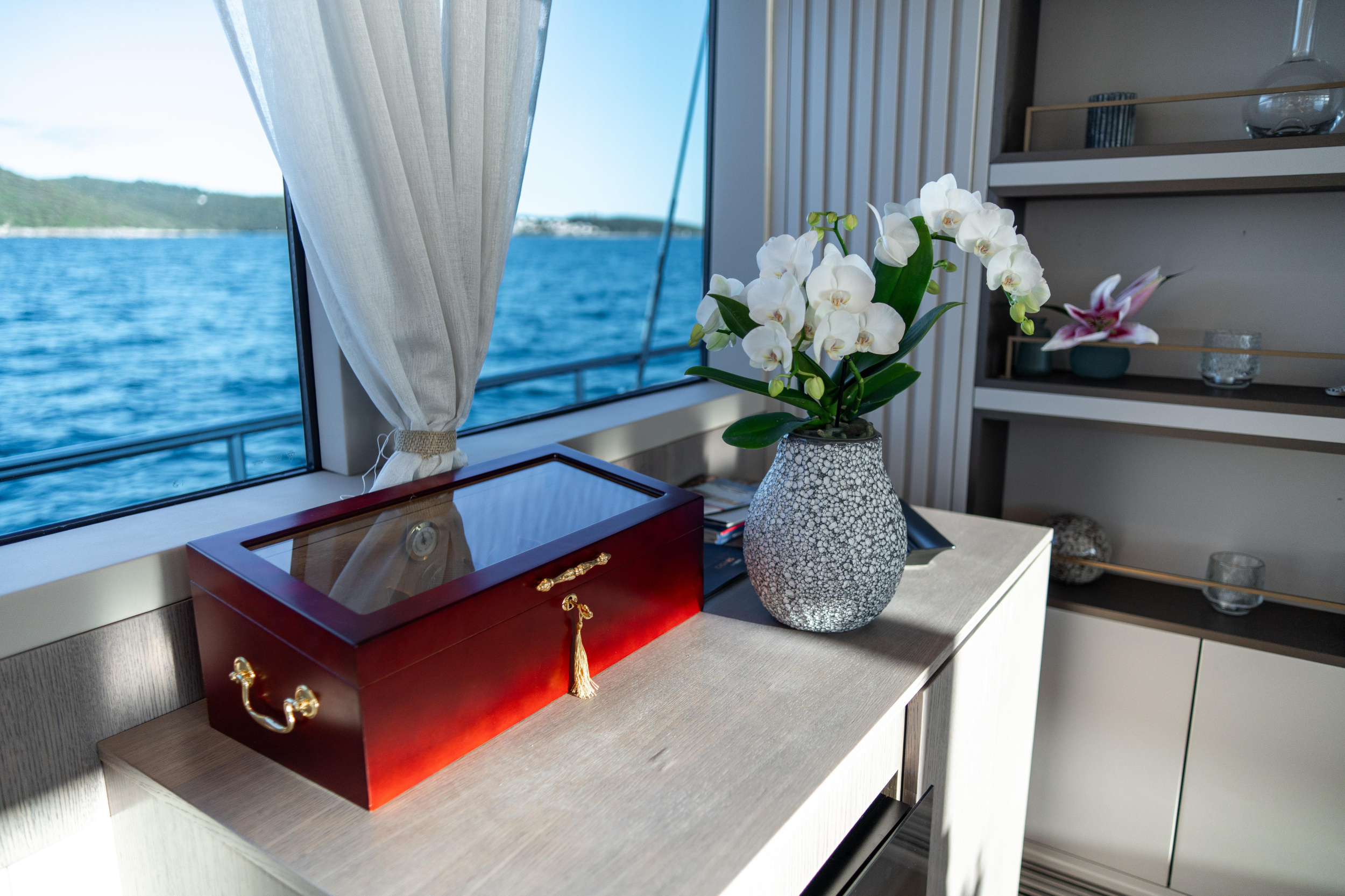 Luxury Sailing Yacht — photo 8