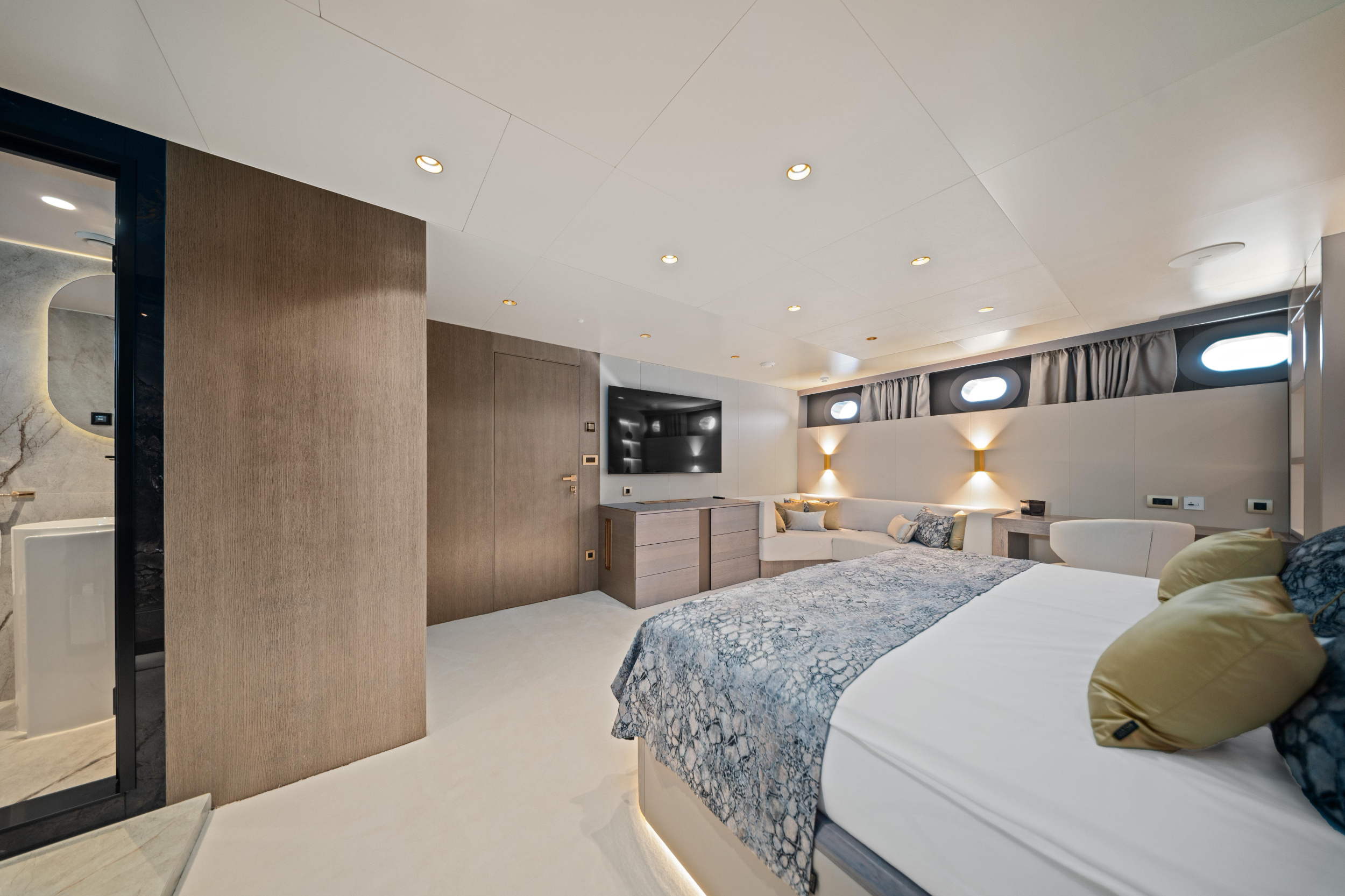 Luxury Sailing Yacht — photo 71