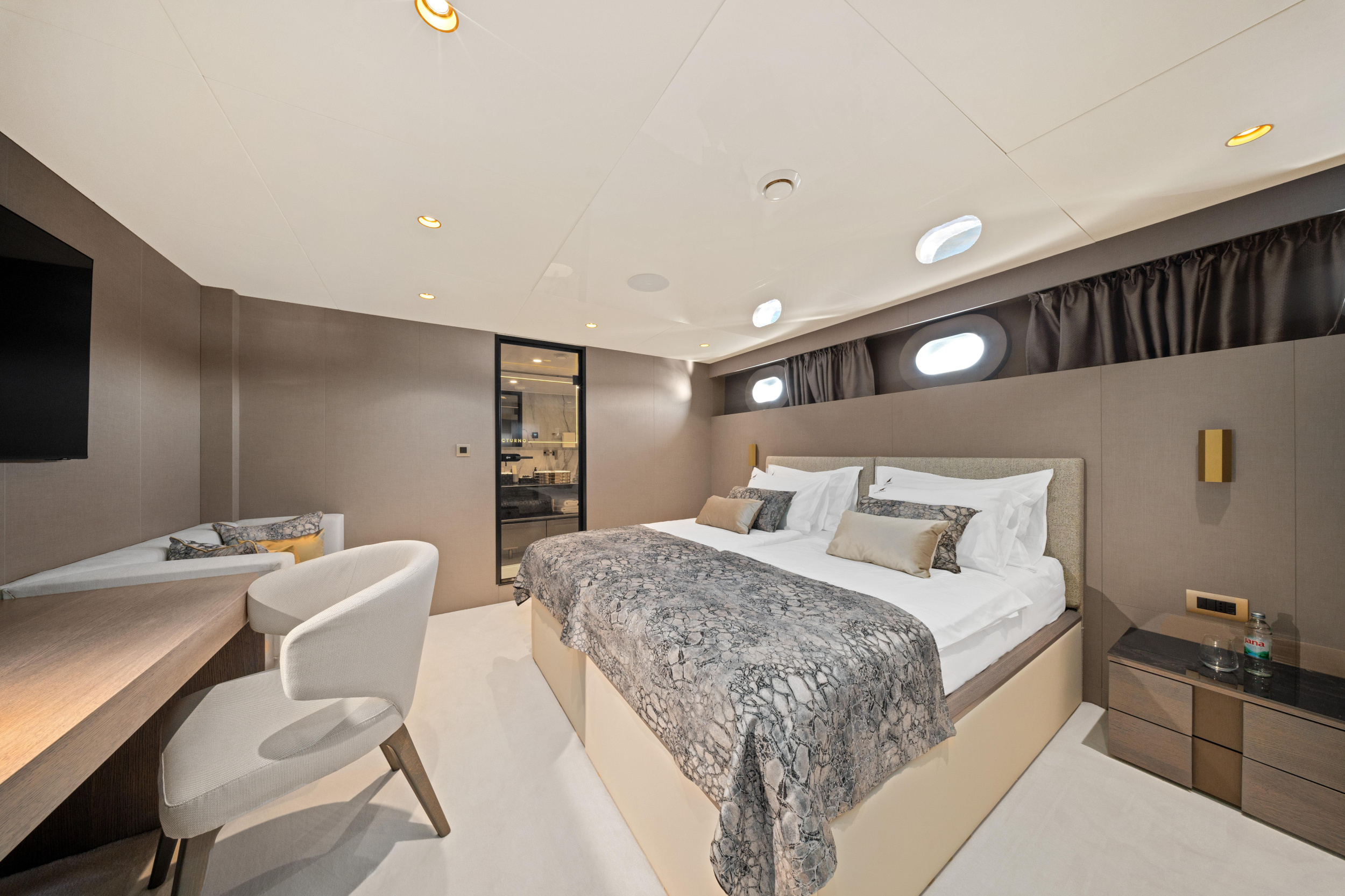 Luxury Sailing Yacht — photo 40