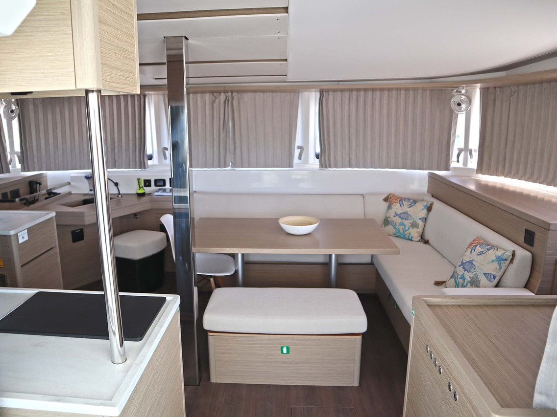 Lagoon 46 (6 cab.) — photo 30