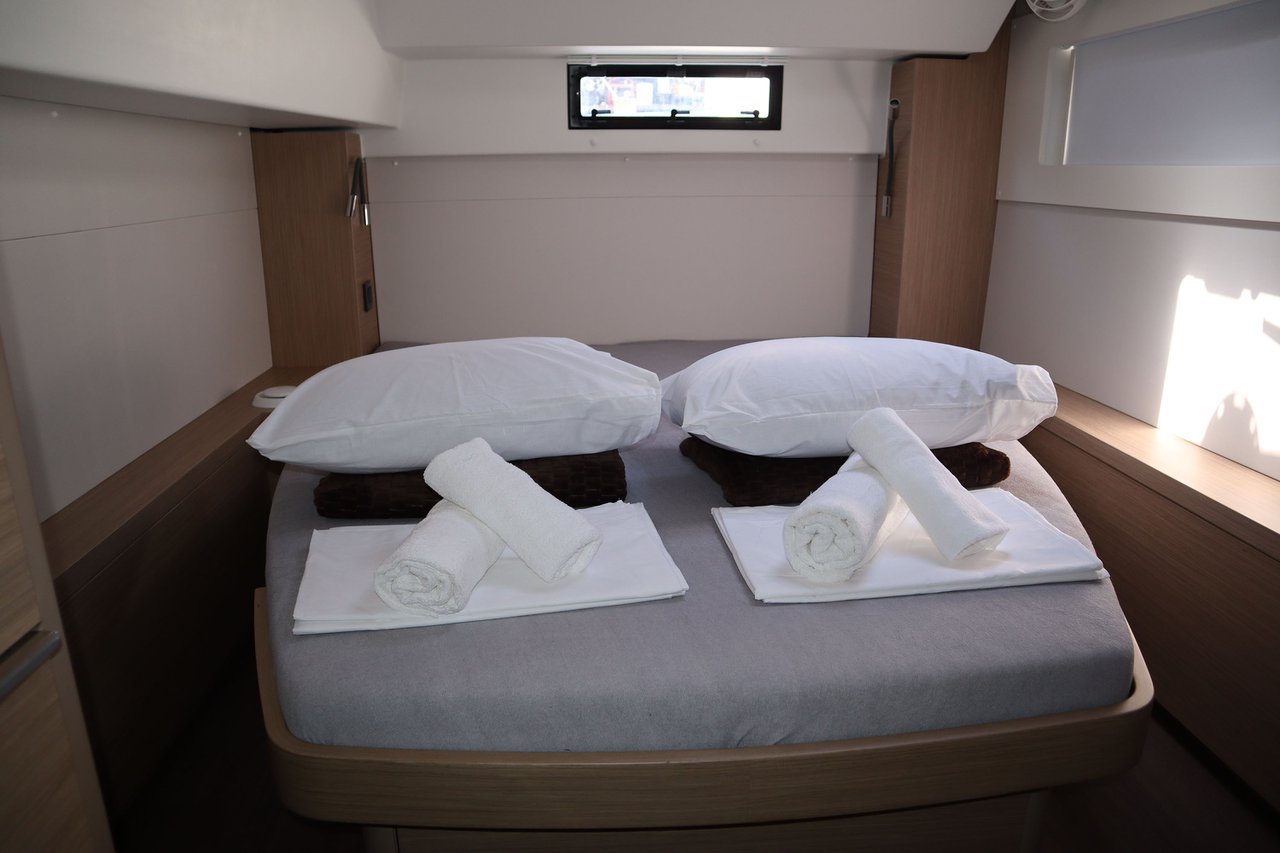 Lagoon 46 (6 cab.) — photo 22